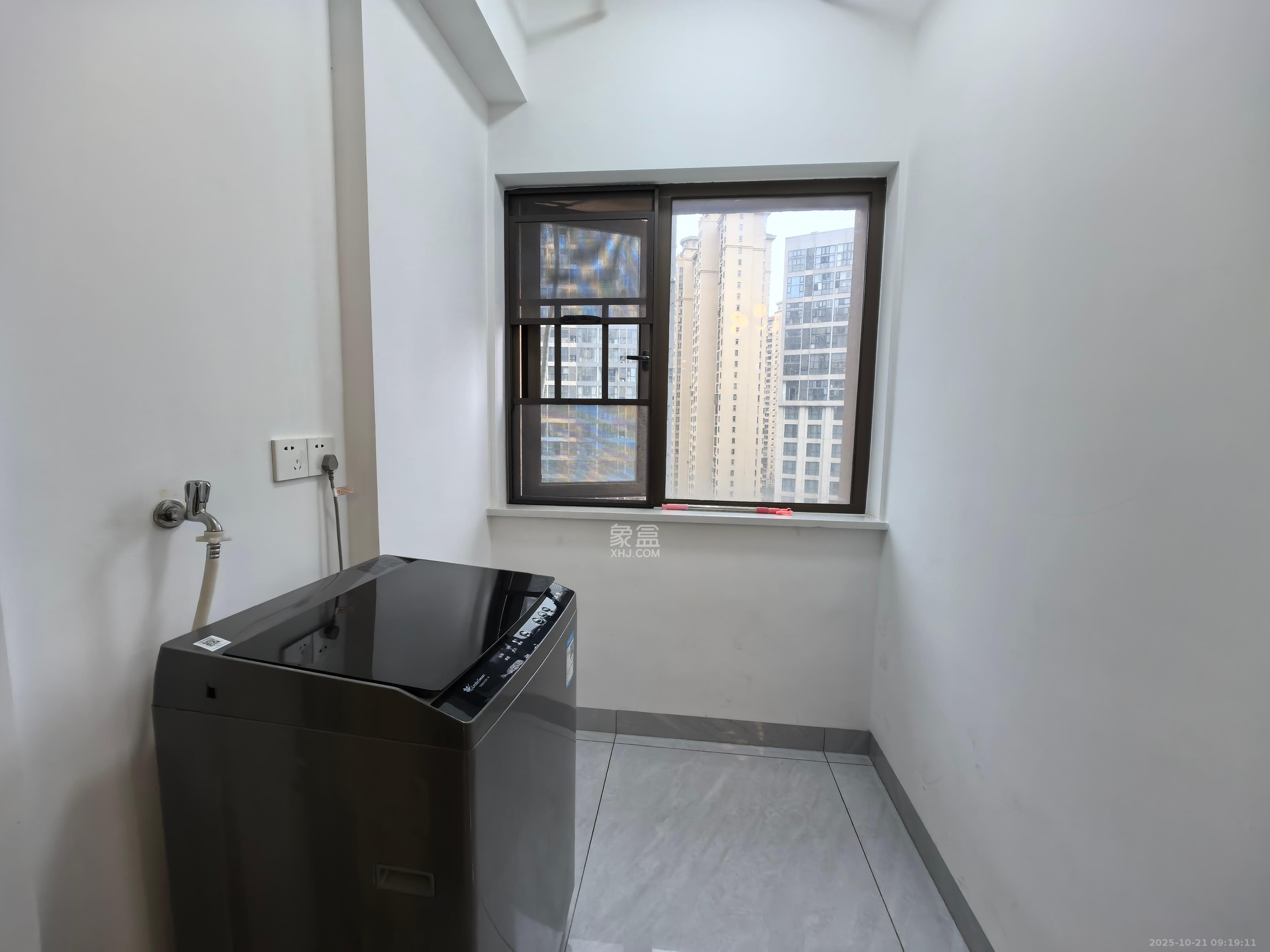 福晟钱隆国际（晟冉景苑）  1室0厅0卫    1600.0元/月室内图