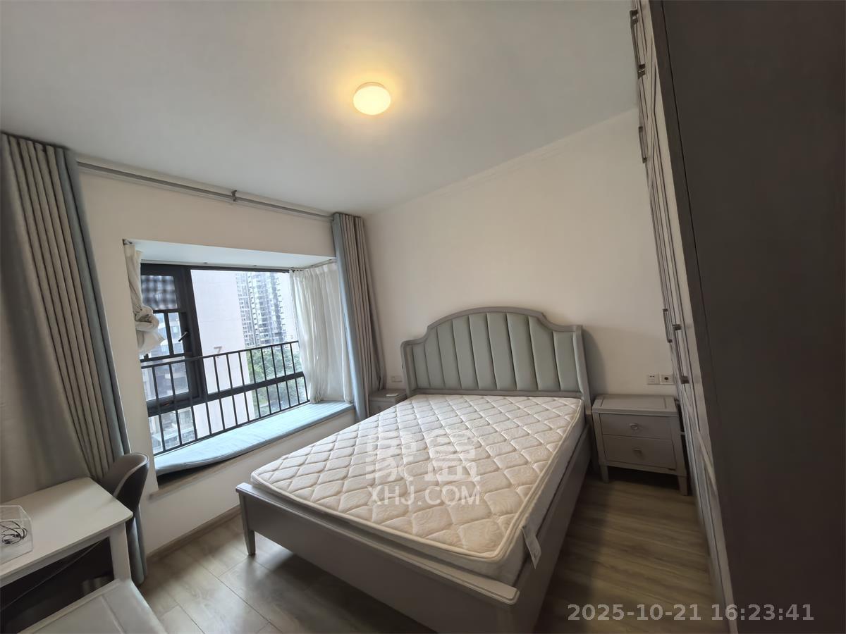 汇金城/嘉华城(二期、三期)  4室2厅2卫    3000.0元/月 汇金城/嘉华城(二期、三期)  4室2厅2卫    3000.0元/月