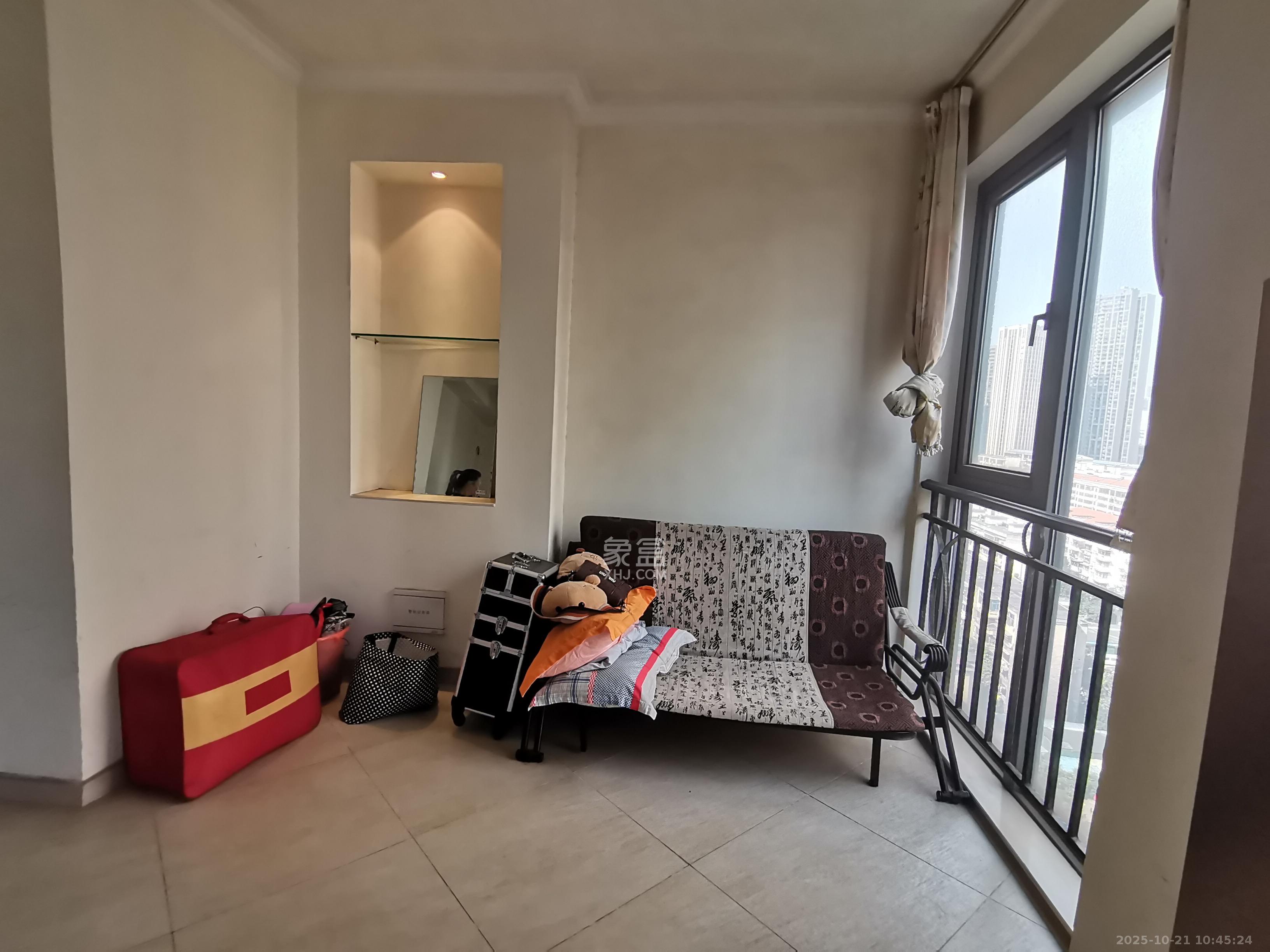 佳天瑞宁花园  1室1厅1卫    1800.0元/月 佳天瑞宁花园  1室1厅1卫    1800.0元/月室内图