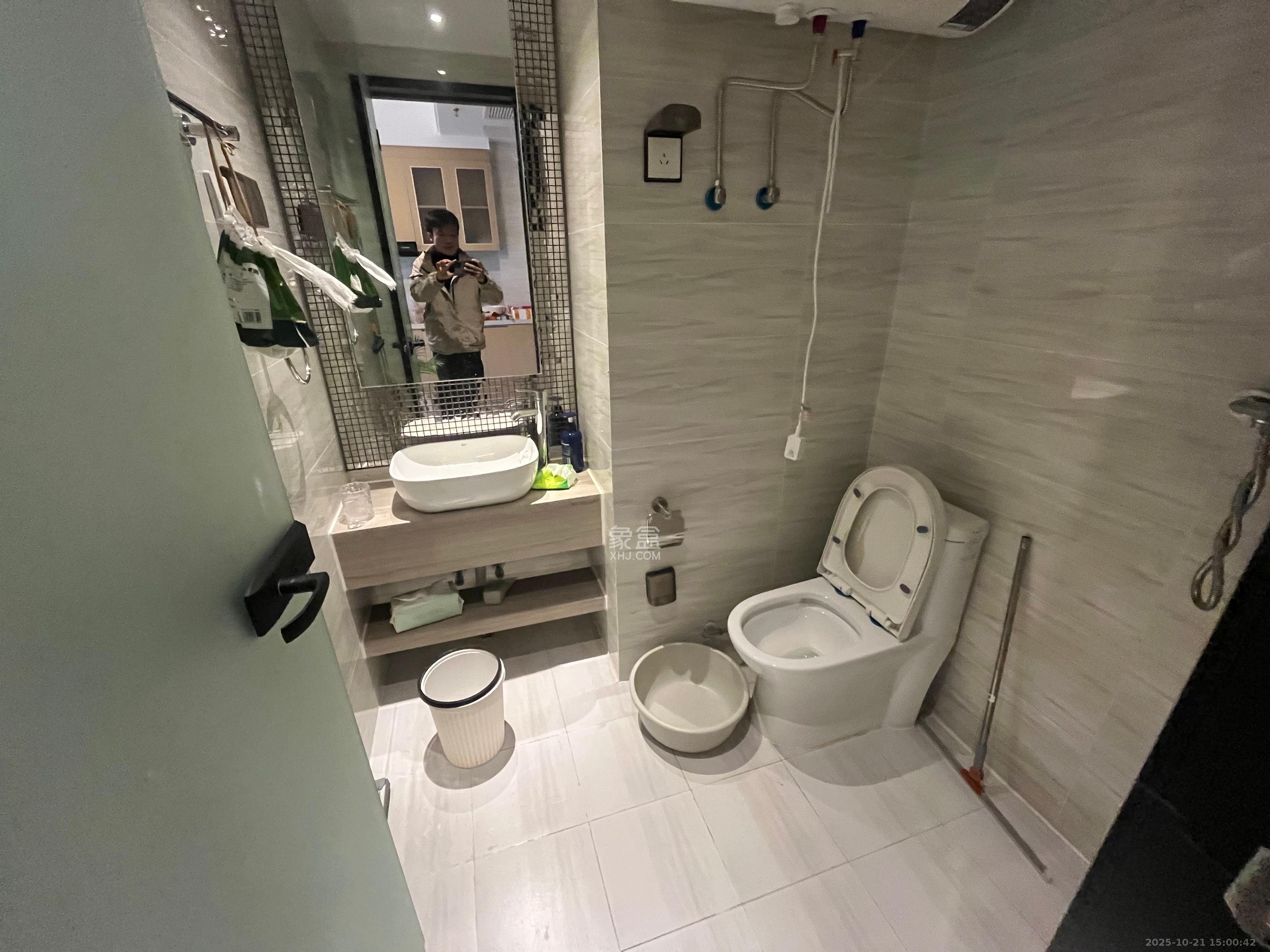 恒大珺悦府  1室1厅1卫    1900.0元/月 恒大珺悦府  1室1厅1卫    1900.0元/月室内图