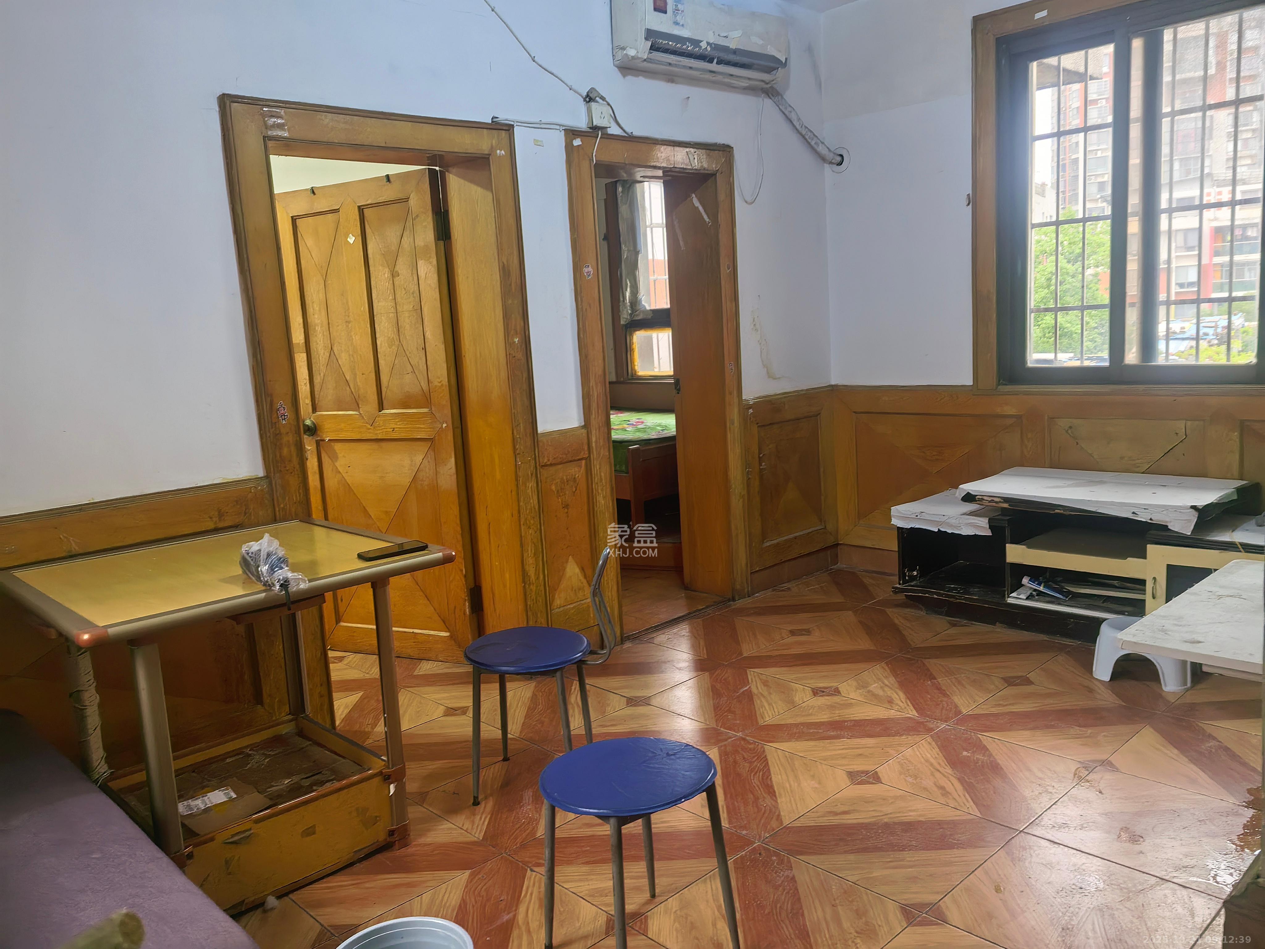 荷叶塘社区（雨花区）  2室1厅1卫    1000.0元/月室内图