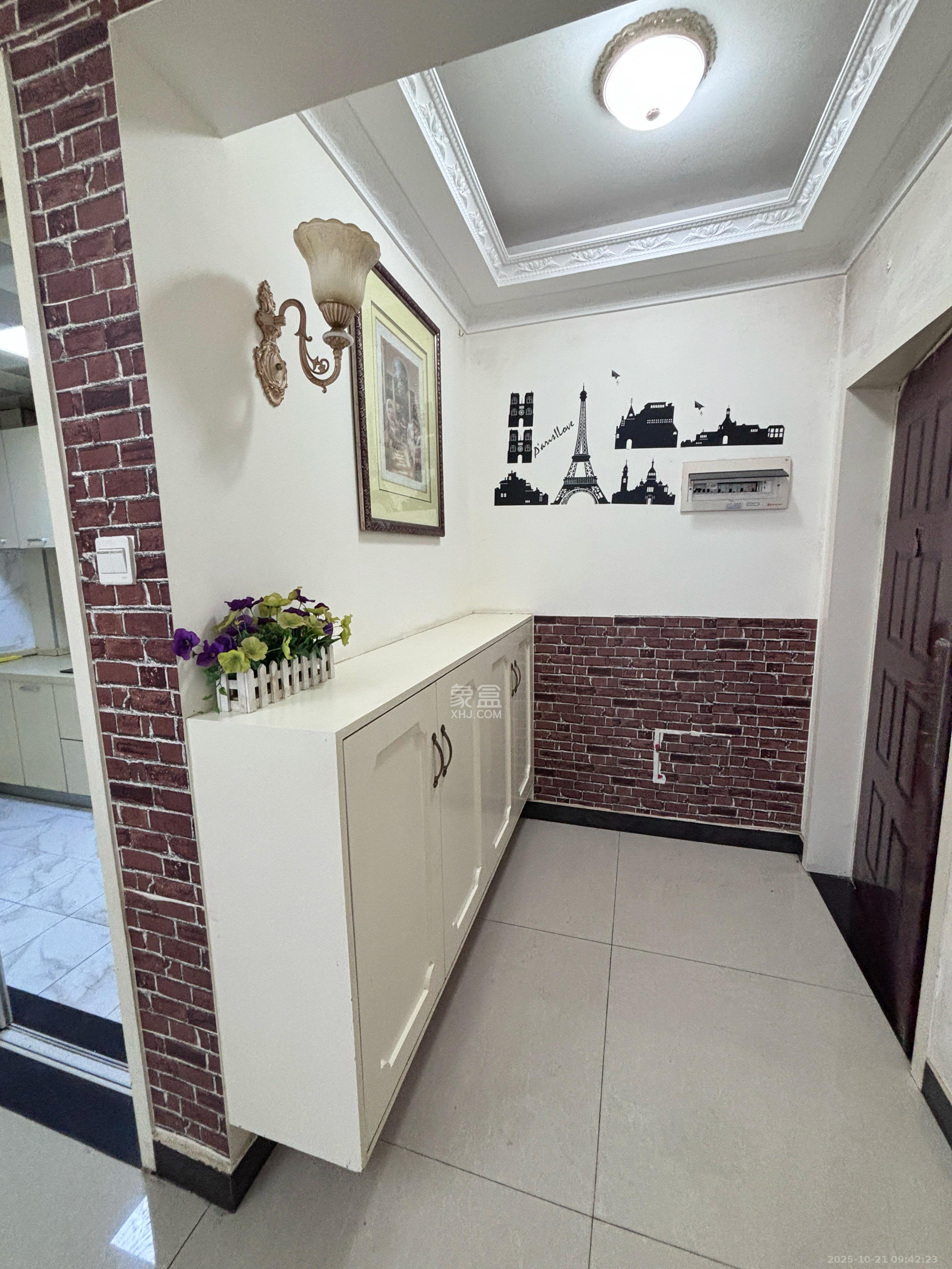 蓝山郡  2室2厅1卫    1850.0元/月室内图