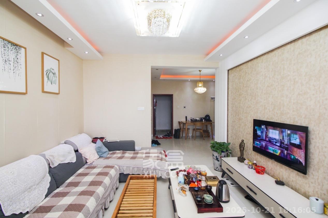 凯姆国际  2室2厅1卫    1800.0元/月室内图