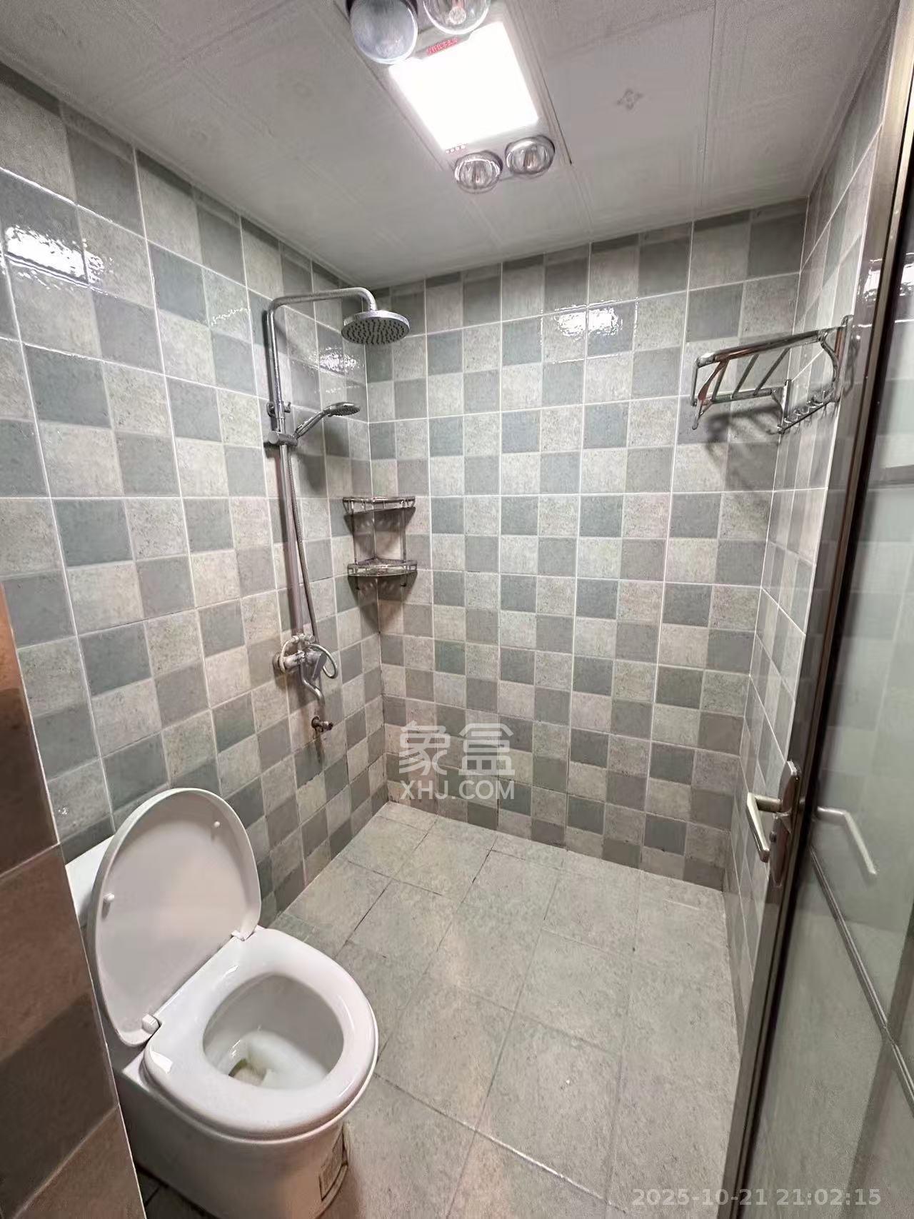 第六都(陆都小区) 1室1厅1卫 2000.0元/月 第六都(陆都小区) 1室1厅1卫 2000.0元/月室内图