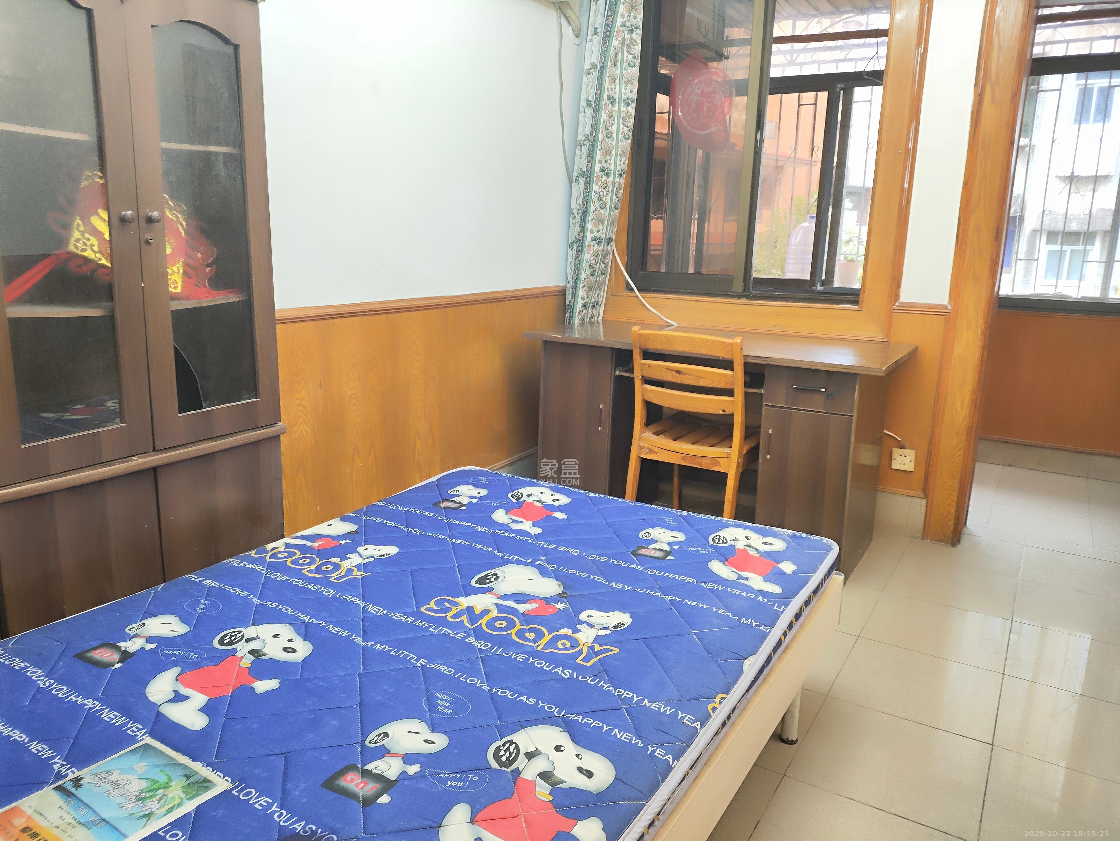 南湖公寓（万顺公寓）  3室2厅1卫    2080.0元/月室内图