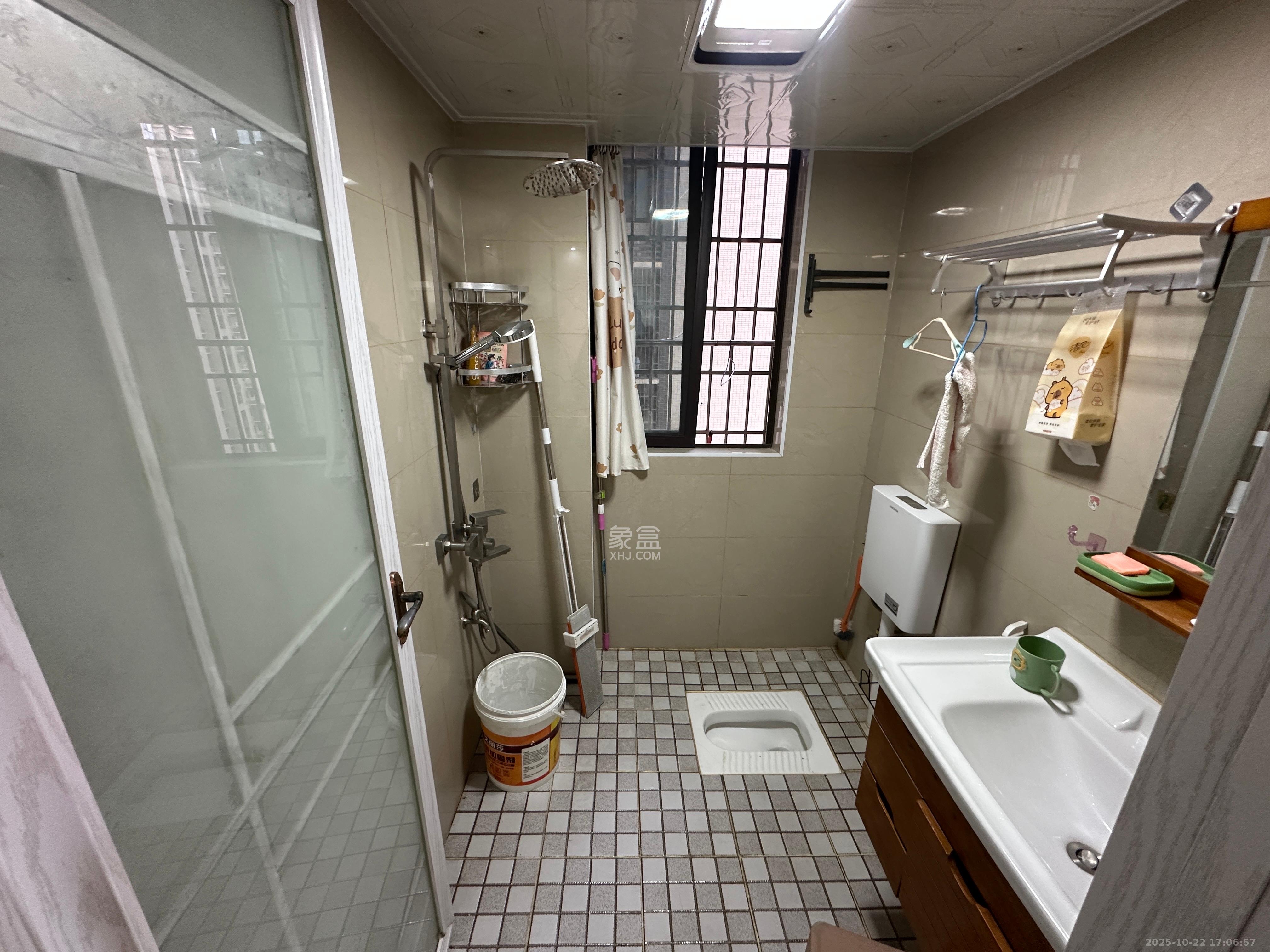 乐尚城  2室1厅1卫    2500.0元/月室内图