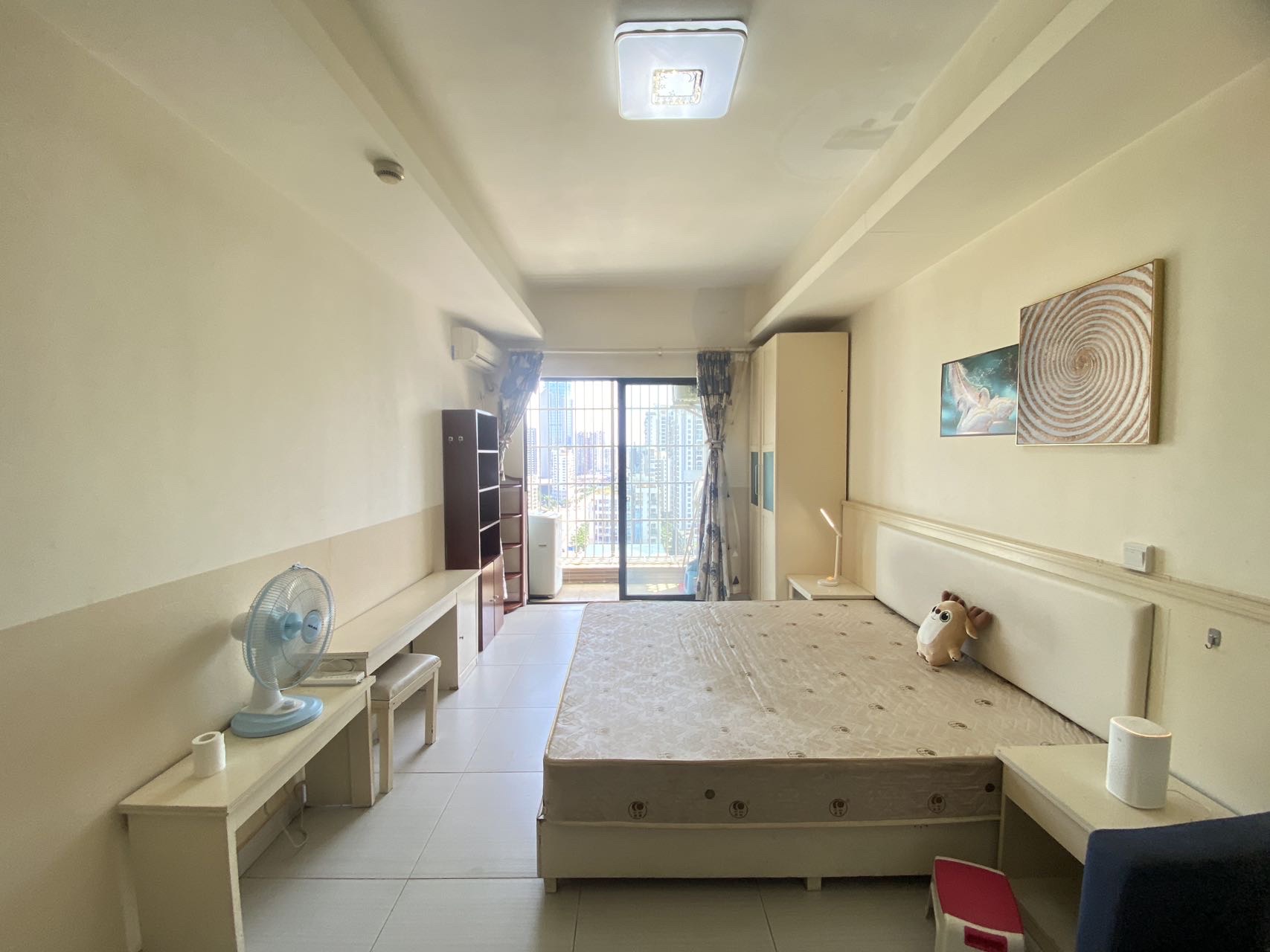 天骋康都  1室1厅1卫    39.0万客厅