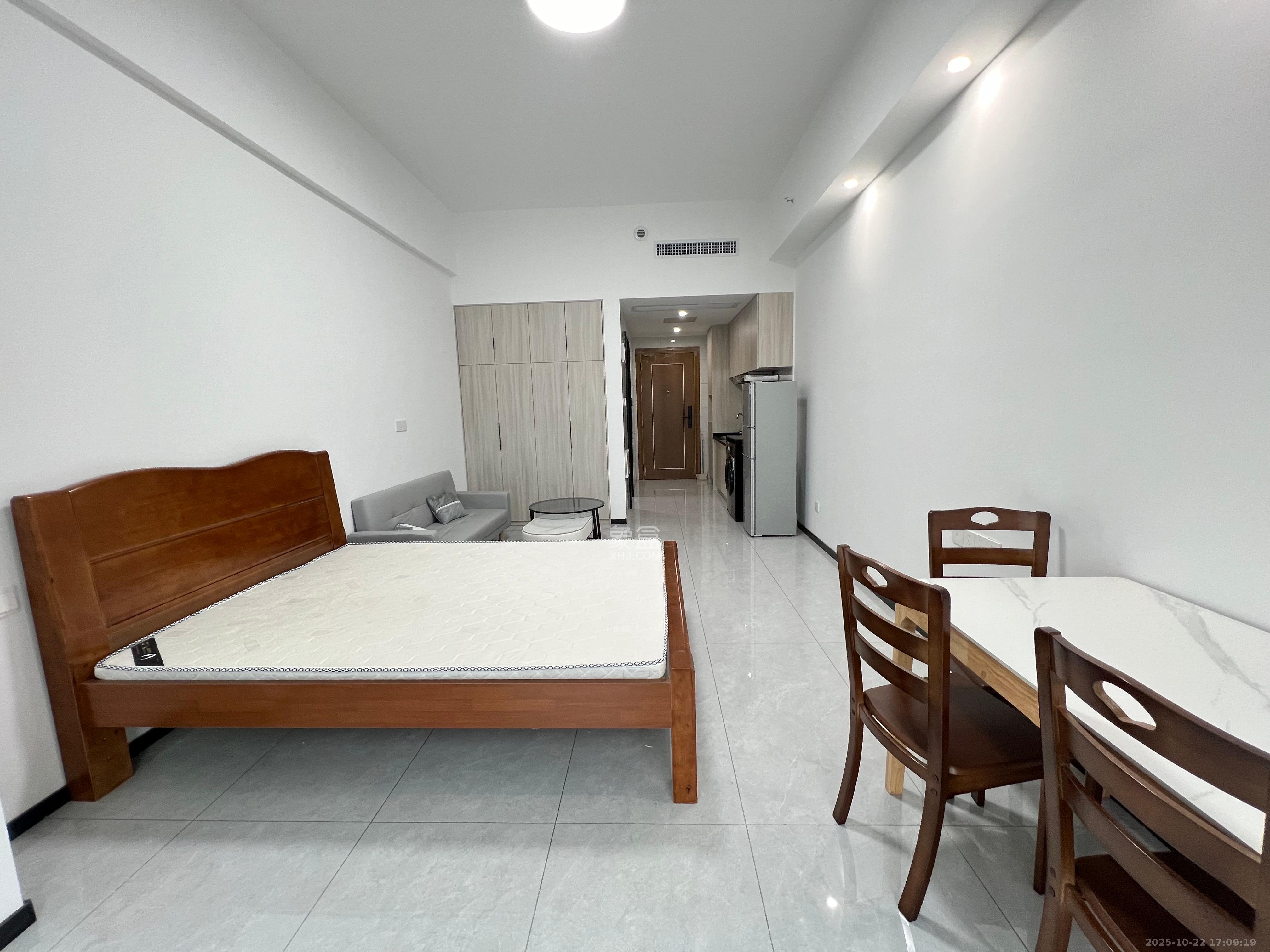 恒大珺悦府 1室1厅1卫 1500.0元/月 恒大珺悦府 1室1厅1卫 1500.0元/月室内图