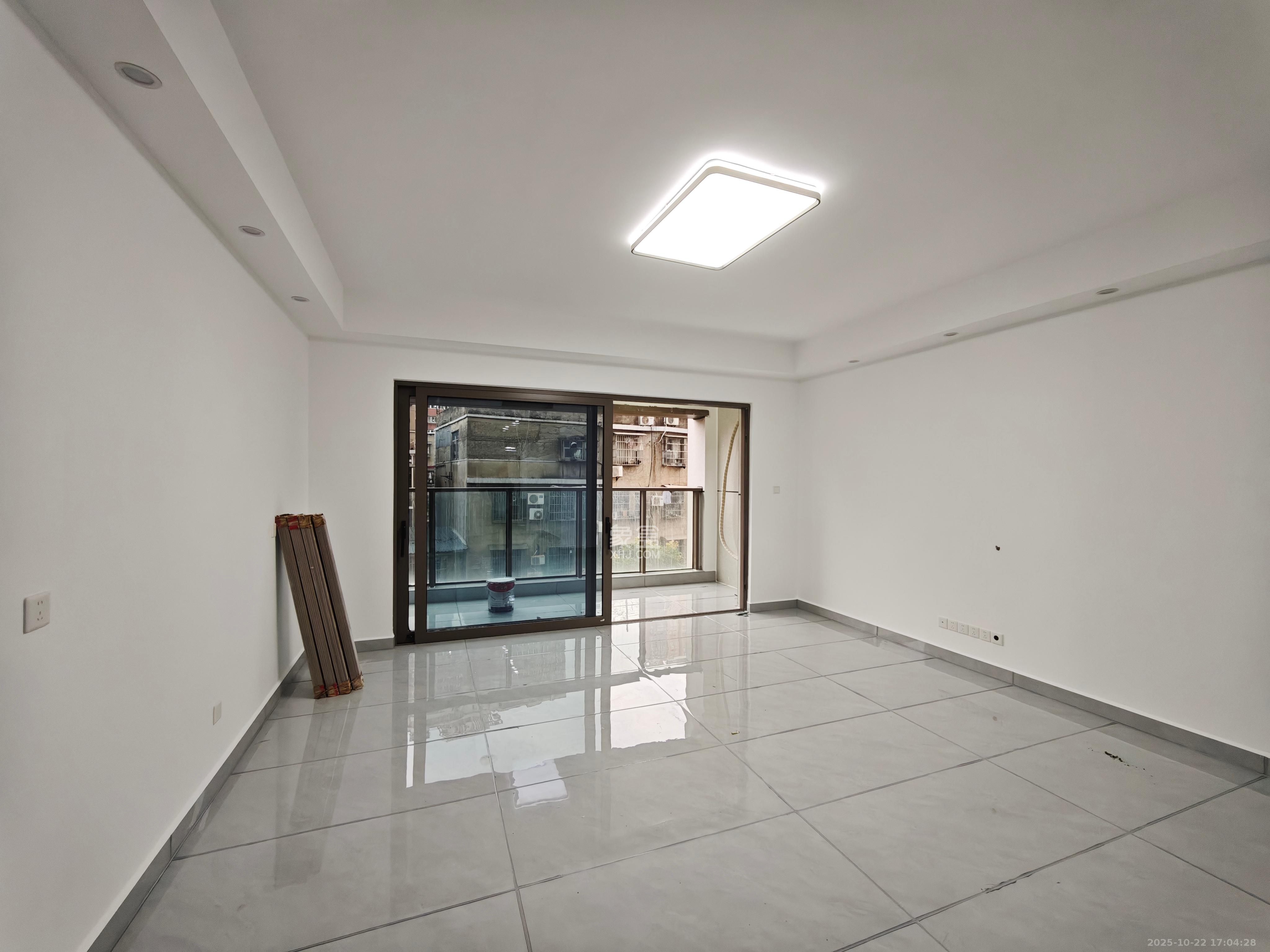 长沙檀府 4室2厅2卫 8000.0元/月 长沙檀府 4室2厅2卫 8000.0元/月室内图