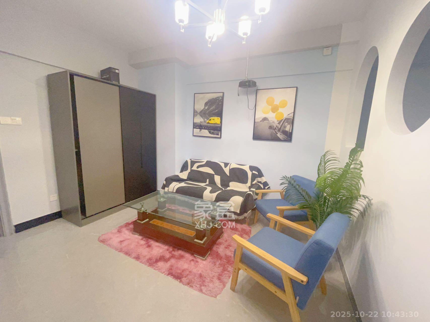 湘域中央  1室1厅1卫    1800.0元/月室内图