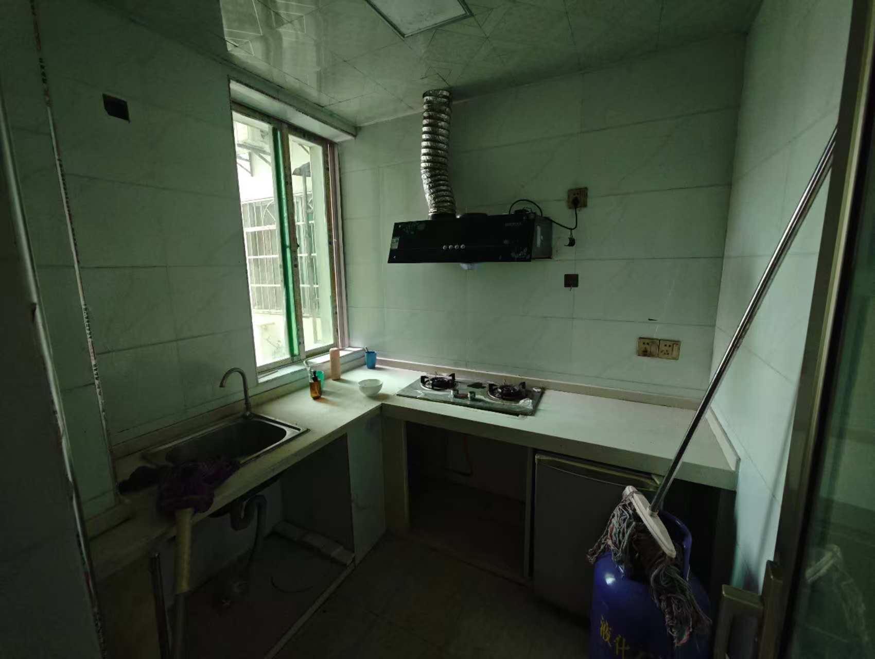 富豪大厦(富豪花园) 2室1厅1卫 2300.0元/月 富豪大厦(富豪花园) 2室1厅1卫 2300.0元/月室内图