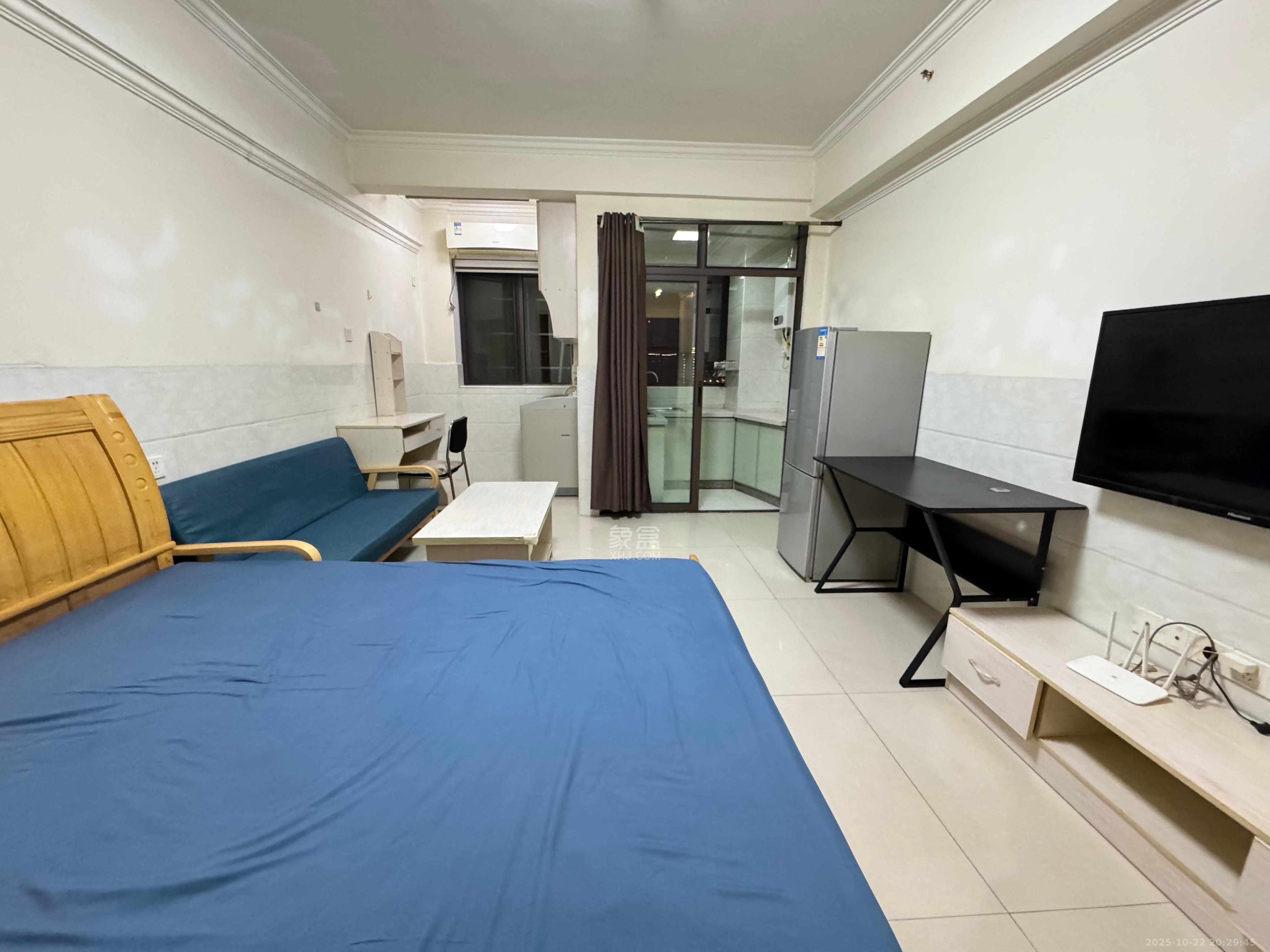 同鑫家园  1室1厅1卫    1300.0元/月室内图