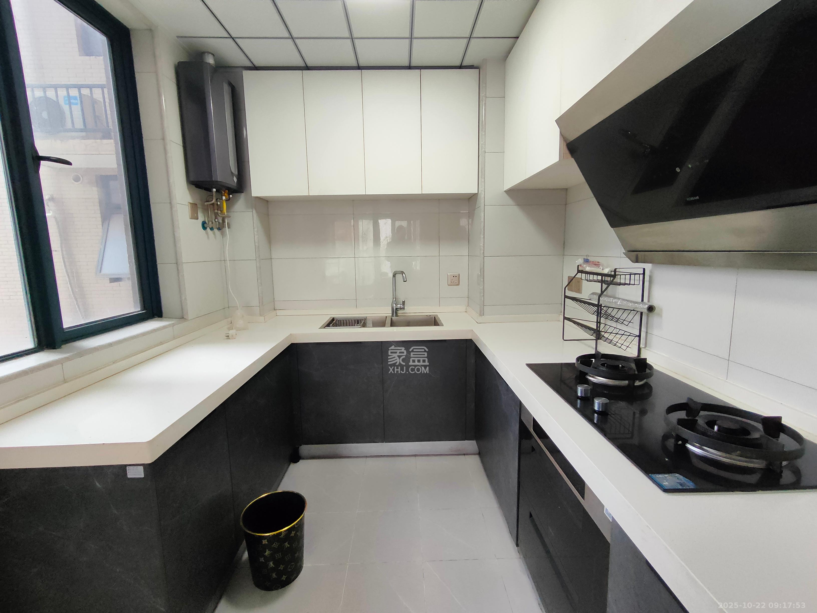 红星怡景苑(红星臻和苑)  3室1厅2卫    2850.0元/月 红星怡景苑(红星臻和苑)  3室1厅2卫    2850.0元/月室内图