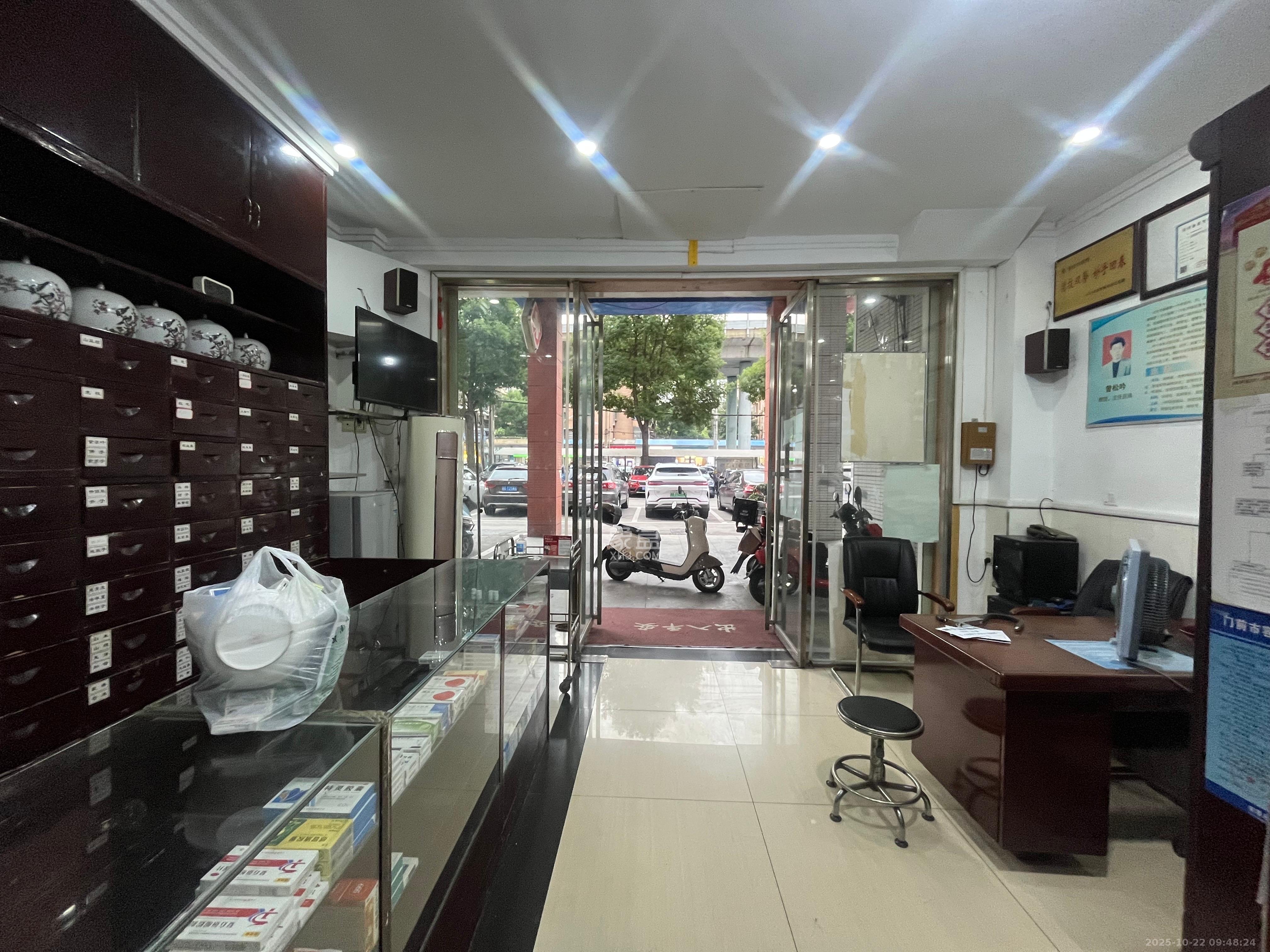 星典时代   42.68㎡      6000.0元/月室内图