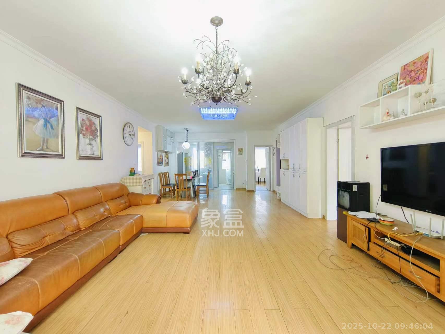 联美品格  4室2厅2卫    3200.0元/月 联美品格  4室2厅2卫    3200.0元/月室内图