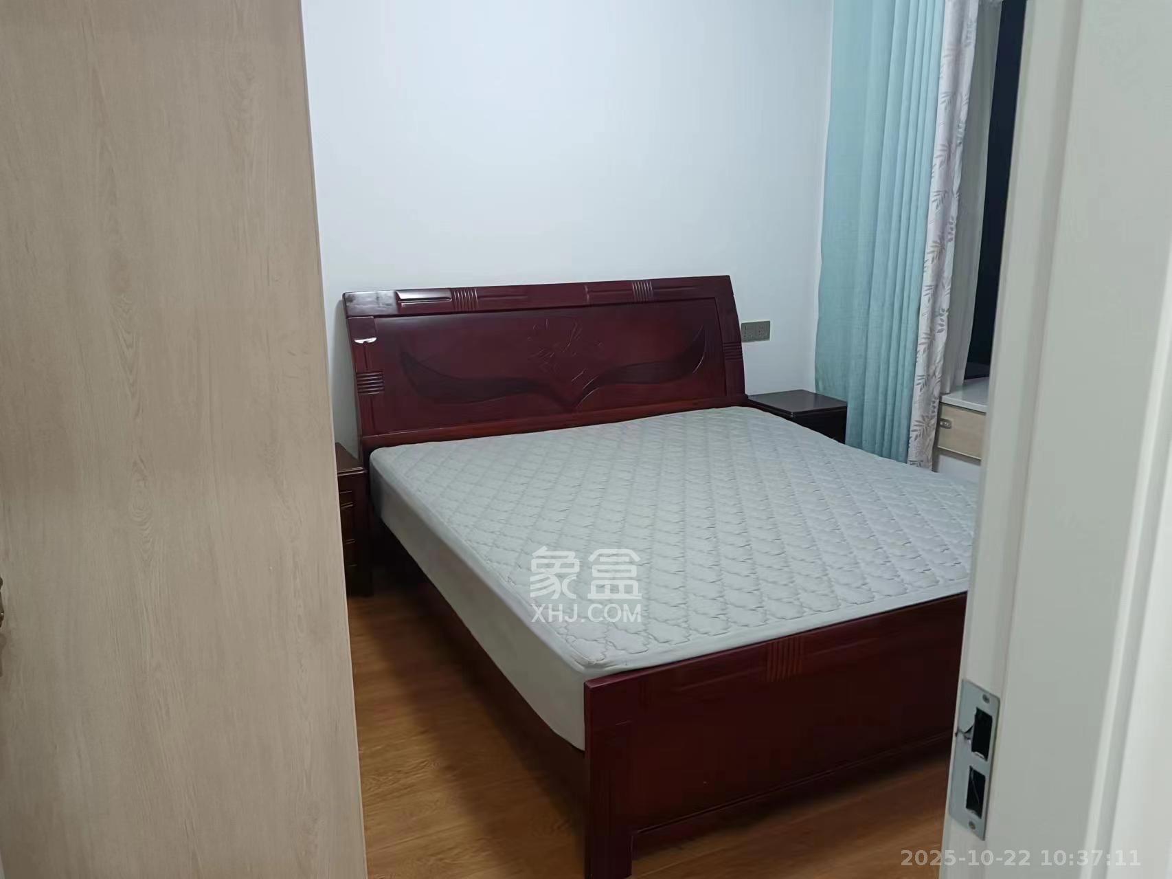 美麓阳光  3室2厅1卫    2500.0元/月室内图