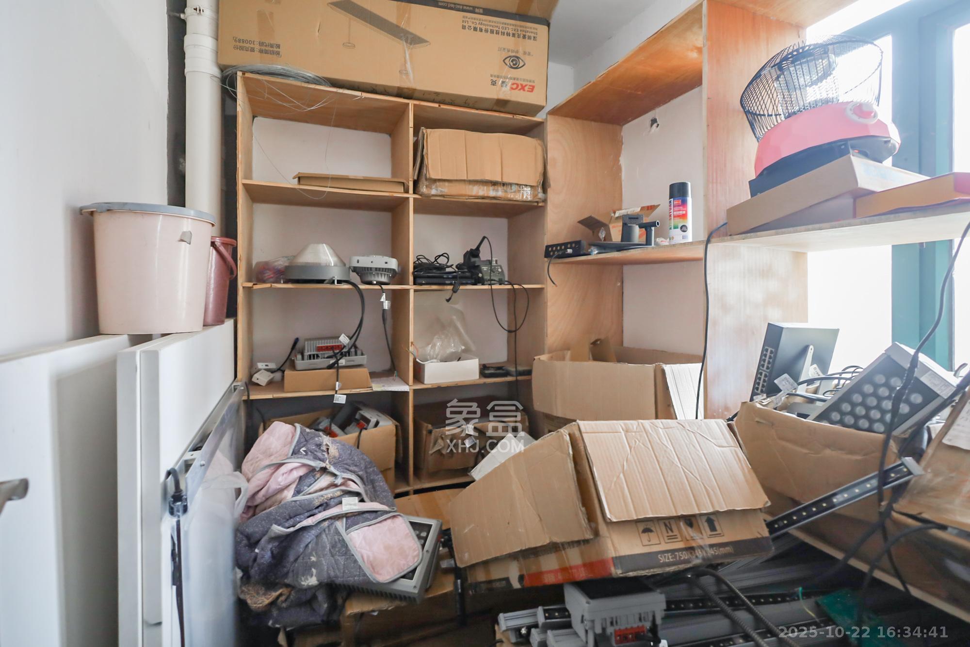 滨江金座  3室2厅2卫    148.0万 滨江金座  3室2厅2卫    148.0万其他