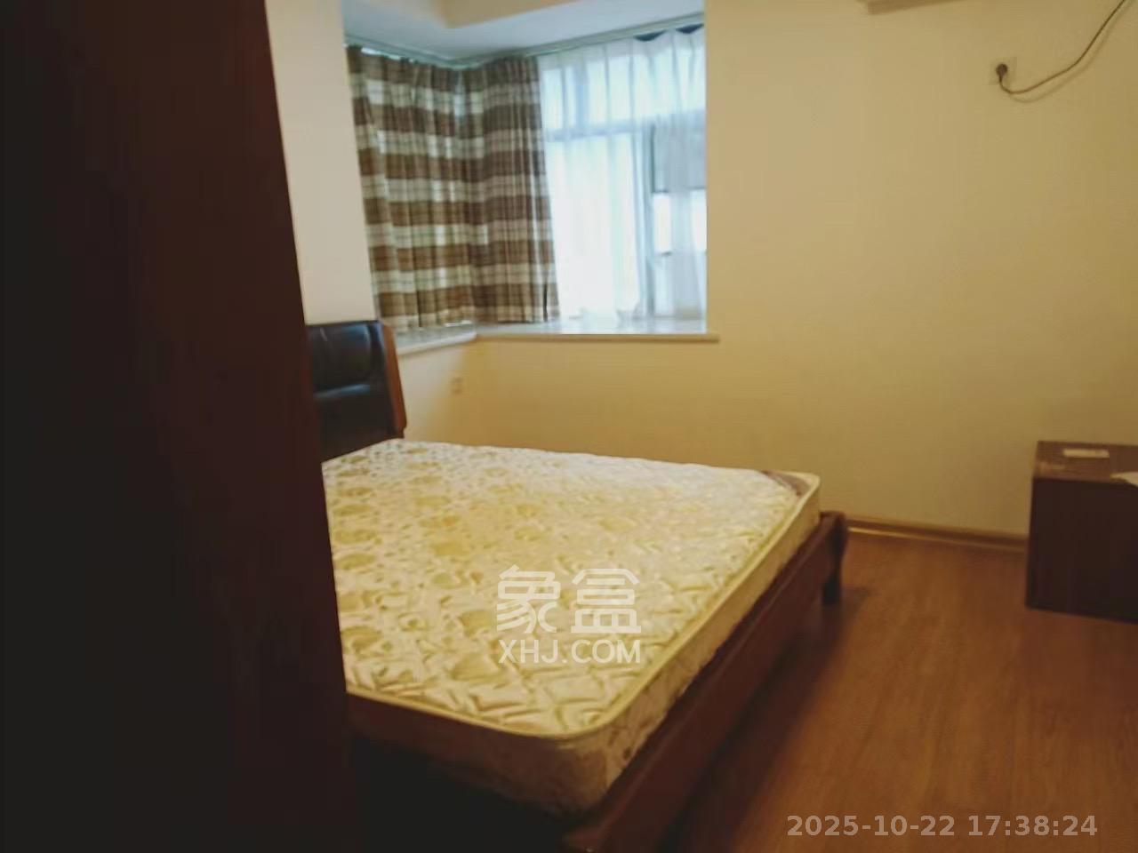 辉煌国际城二期  2室2厅1卫    2200.0元/月室内图