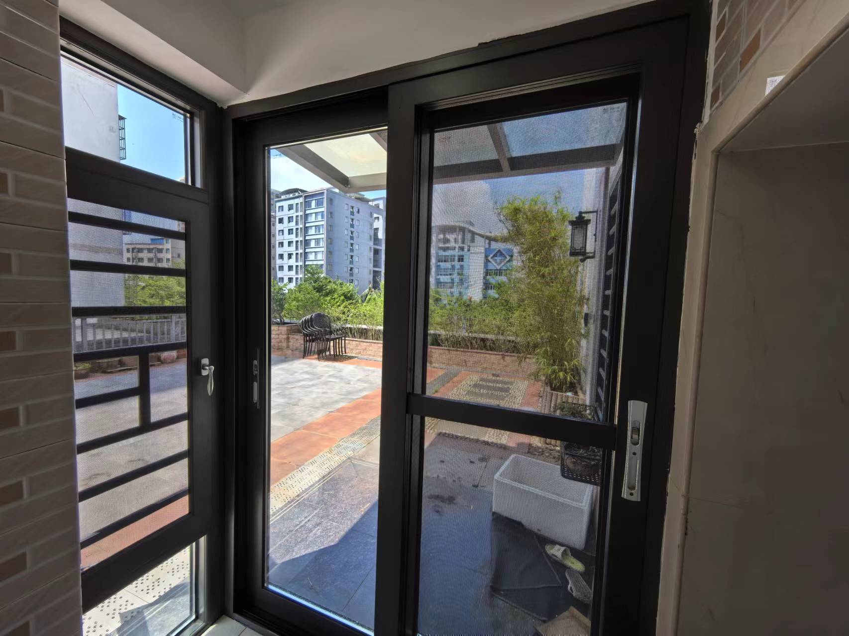 玉兰园  3室2厅2卫    3000.0元/月室内图