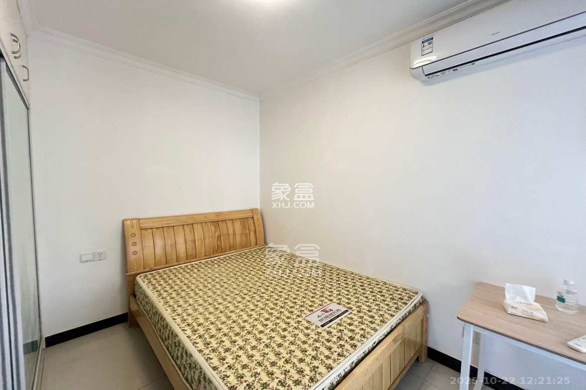 荣盛花语馨苑  2室2厅1卫    2200.0元/月 荣盛花语馨苑  2室2厅1卫    2200.0元/月室内图