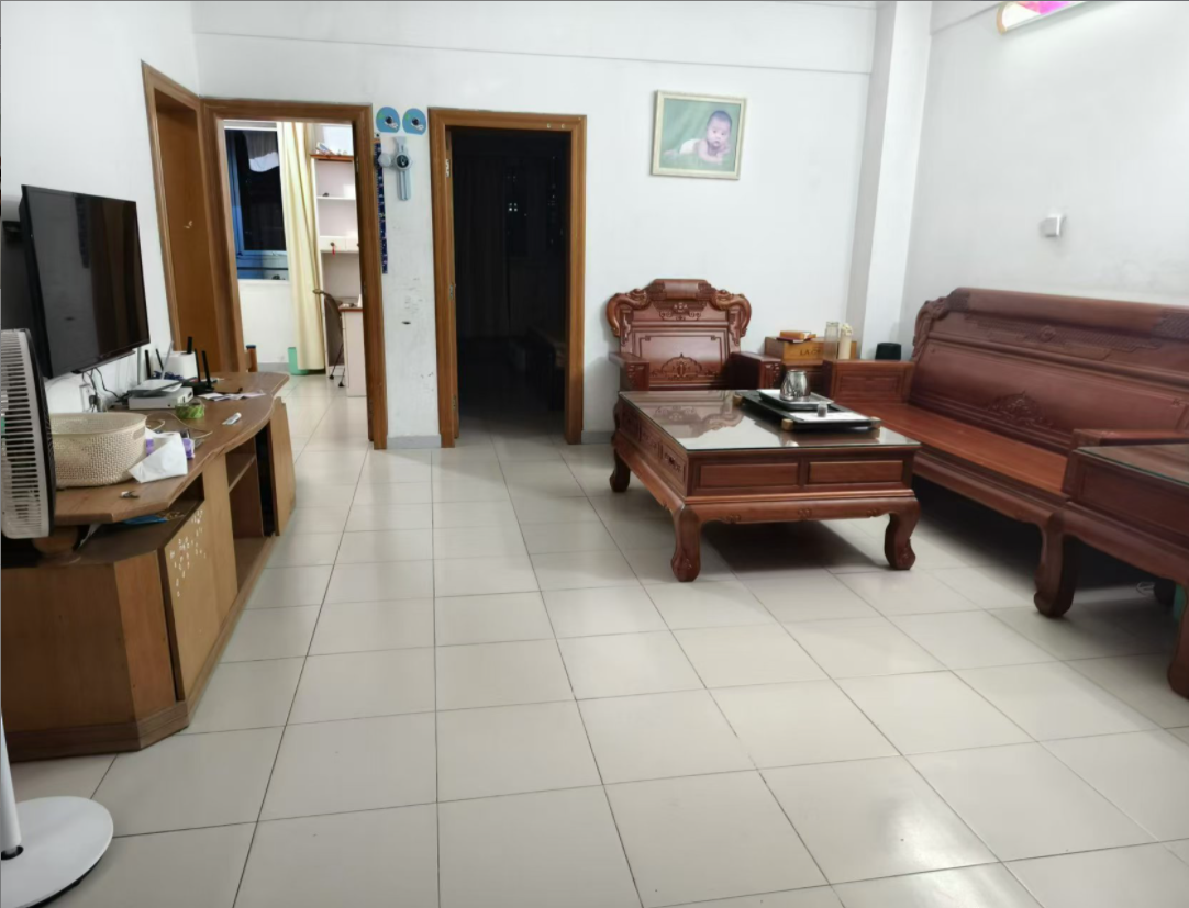 警苑小区  3室2厅2卫    2300.0元/月室内图