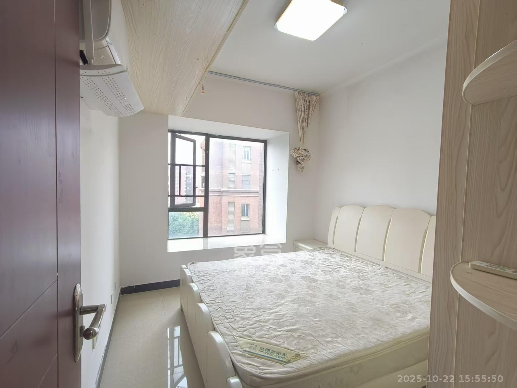 绿地公馆(绿地名邸) 1室1厅1卫 1400.0元/月 绿地公馆(绿地名邸) 1室1厅1卫 1400.0元/月室内图