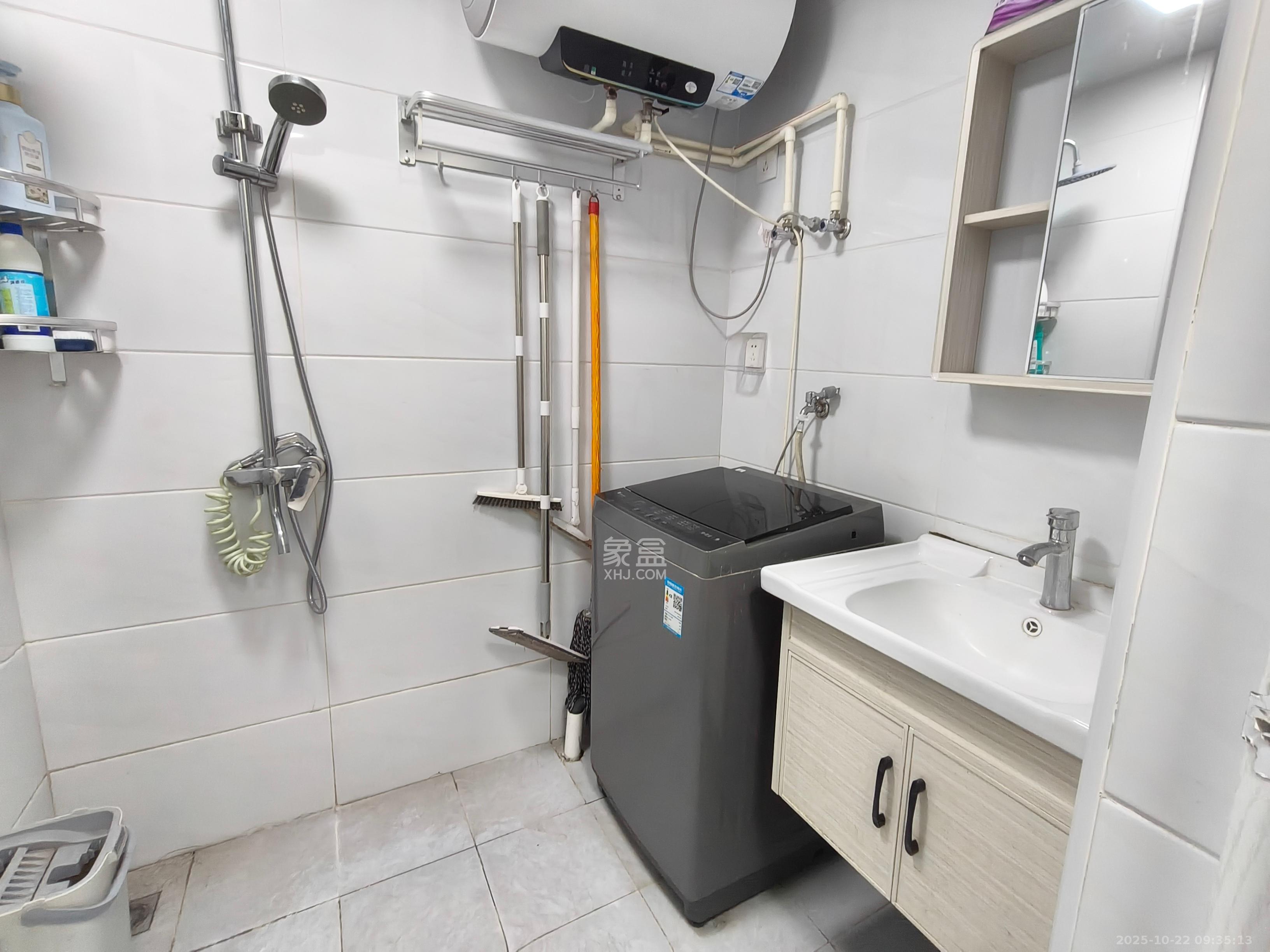 明昇壹城（明昇时代广场）二期  1室1厅1卫    1300.0元/月室内图