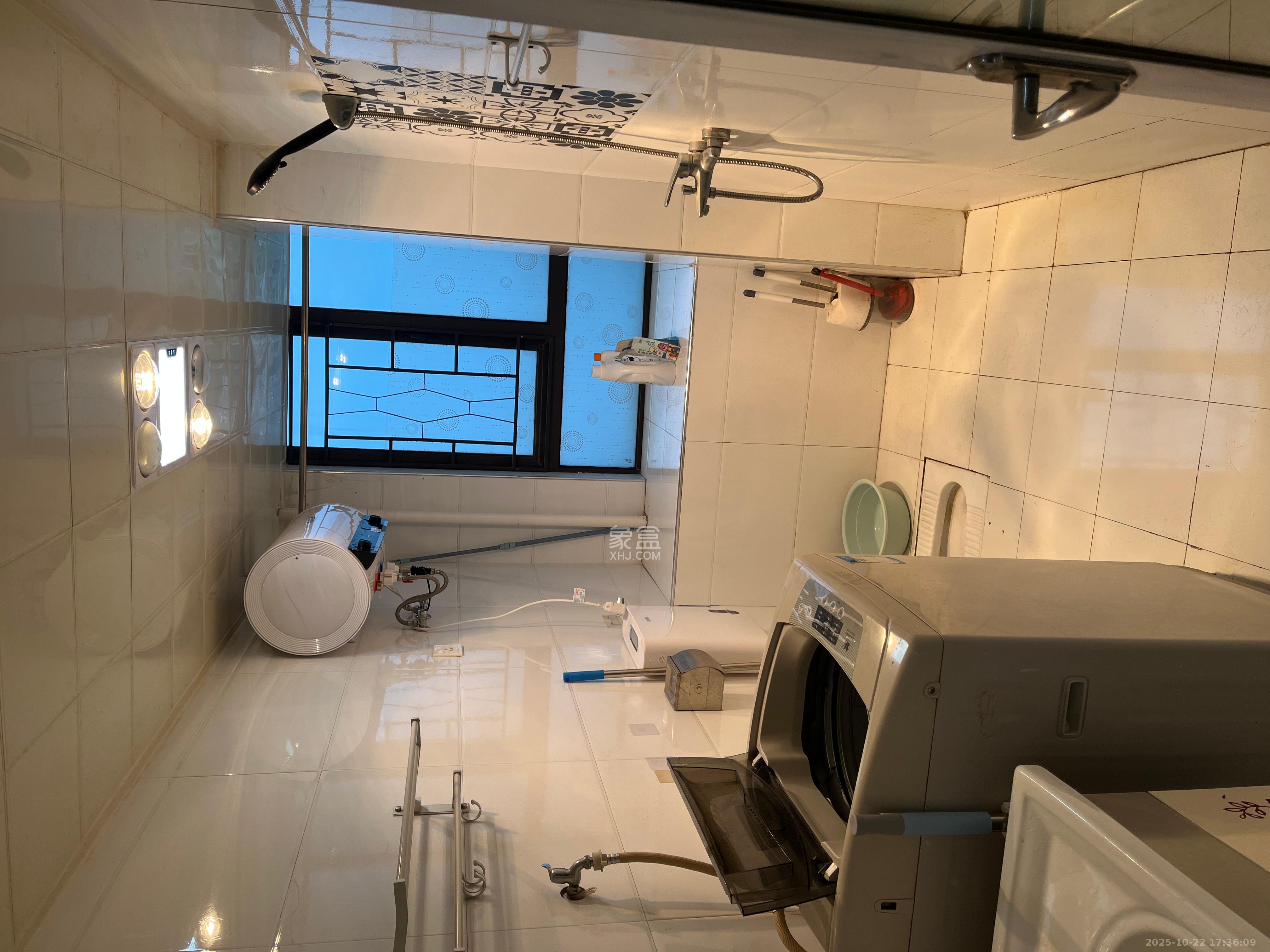 天下一家  1室1厅1卫    1400.0元/月 天下一家  1室1厅1卫    1400.0元/月室内图