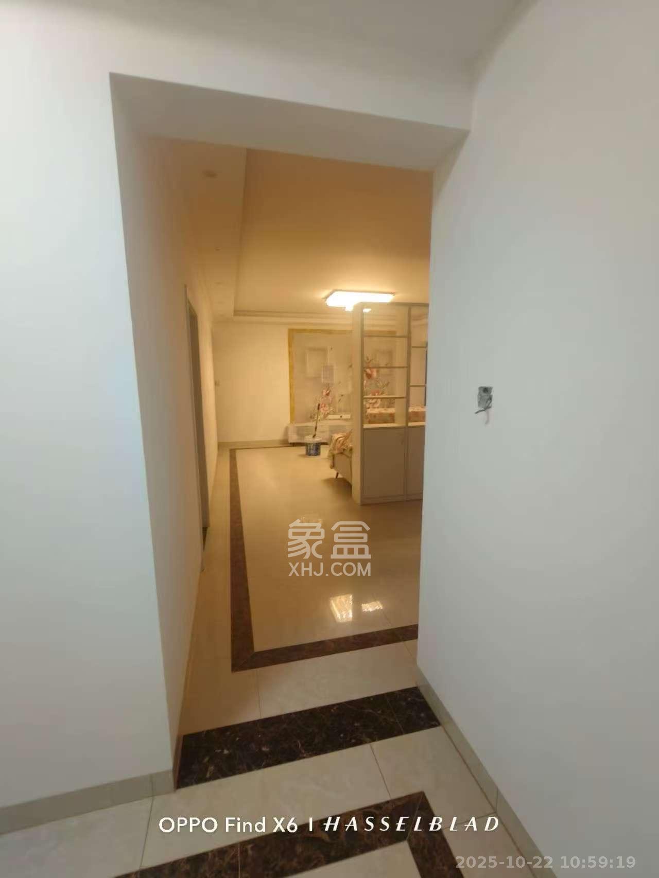 蓝山郡  1室2厅1卫    2800.0元/月 蓝山郡  1室2厅1卫    2800.0元/月室内图