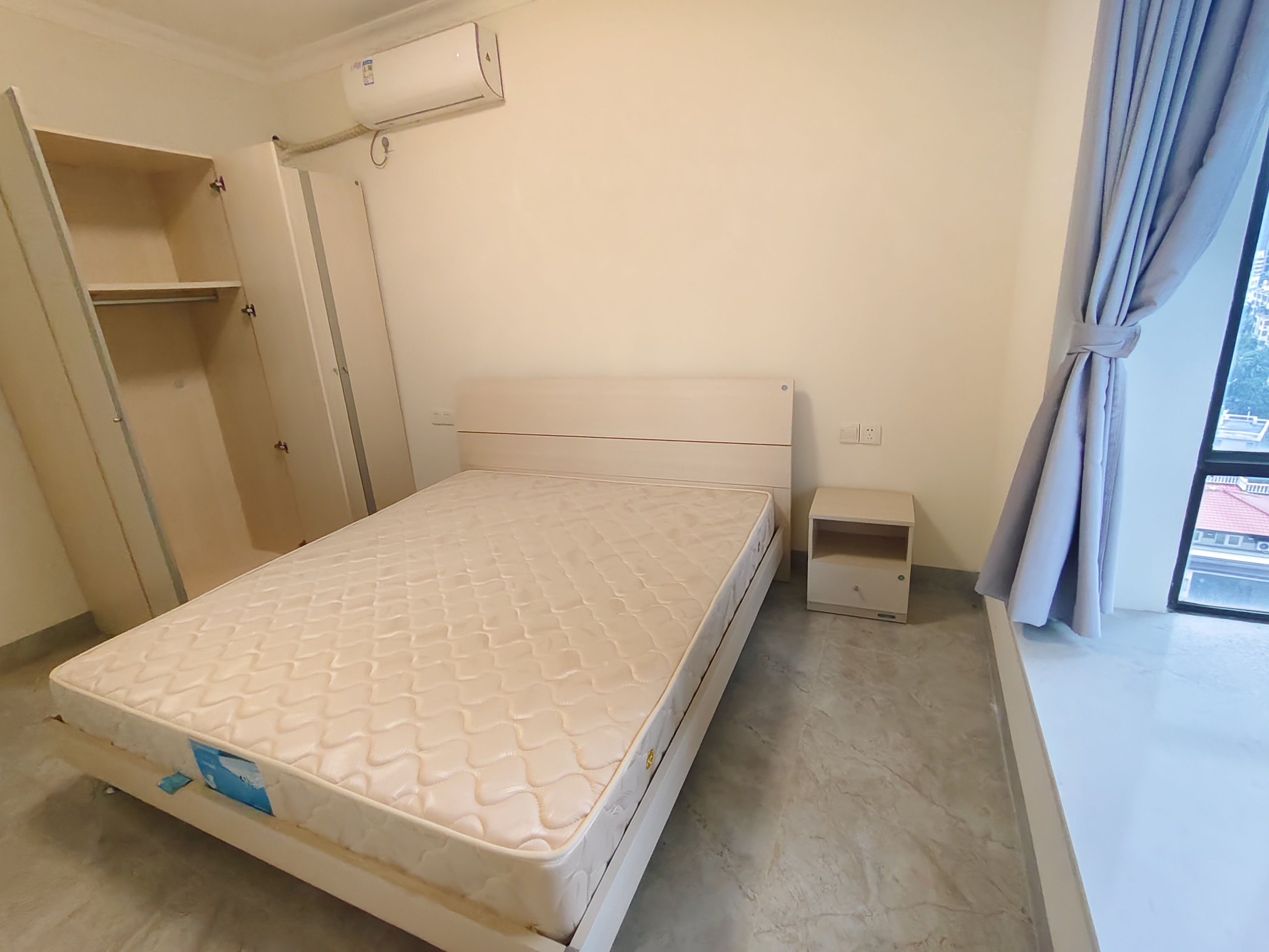 国贸城市花园  3室2厅2卫    4000.0元/月室内图