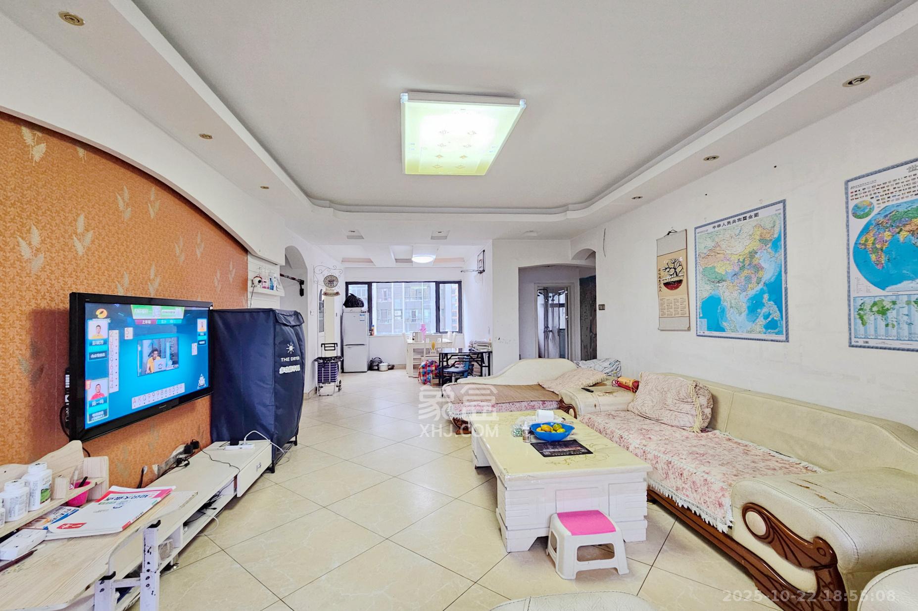 茂华国际湘 3室2厅2卫 105.0万 茂华国际湘 3室2厅2卫 105.0万客厅