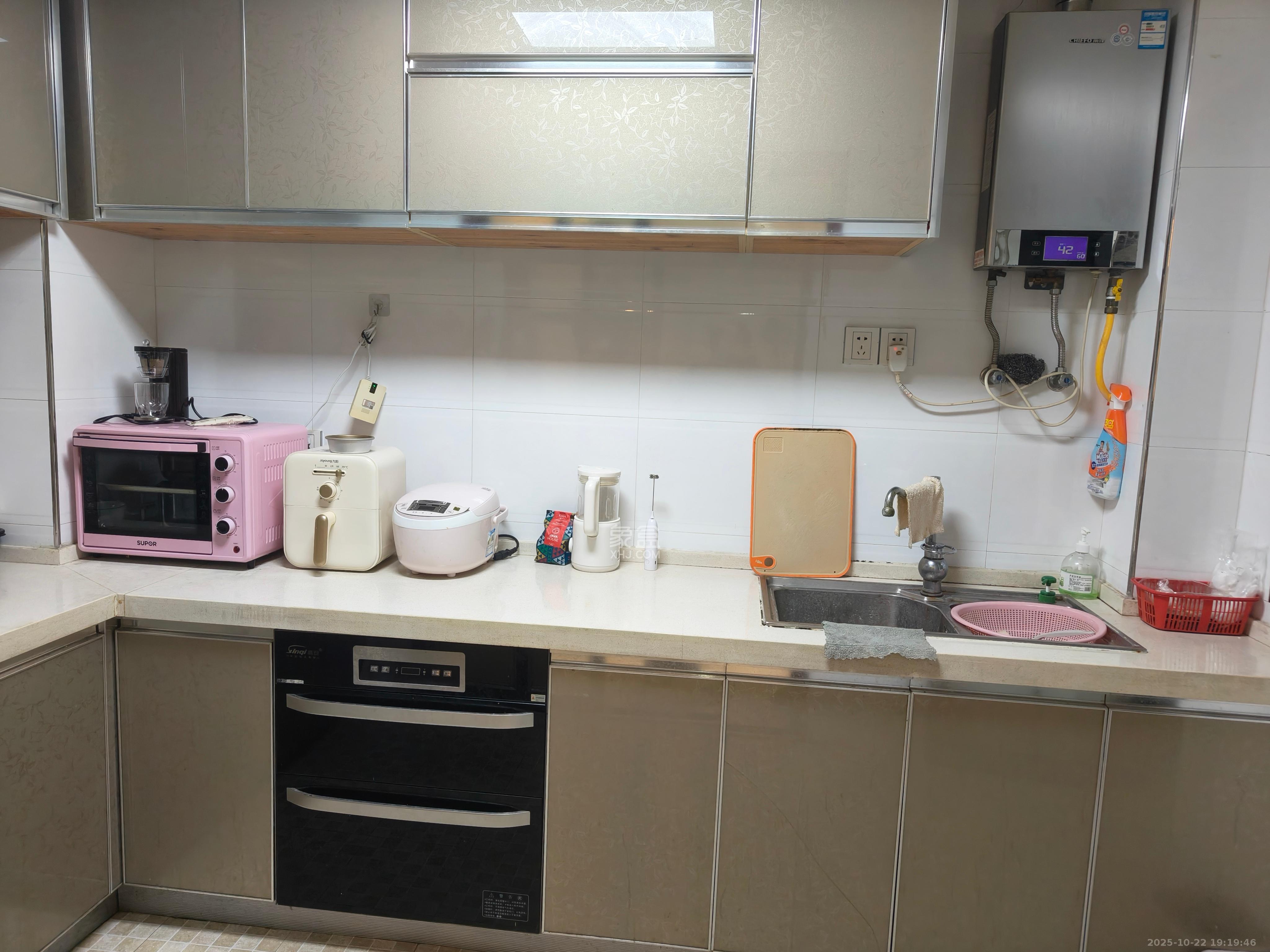 金麓西岸和苑  2室2厅1卫    2300.0元/月室内图