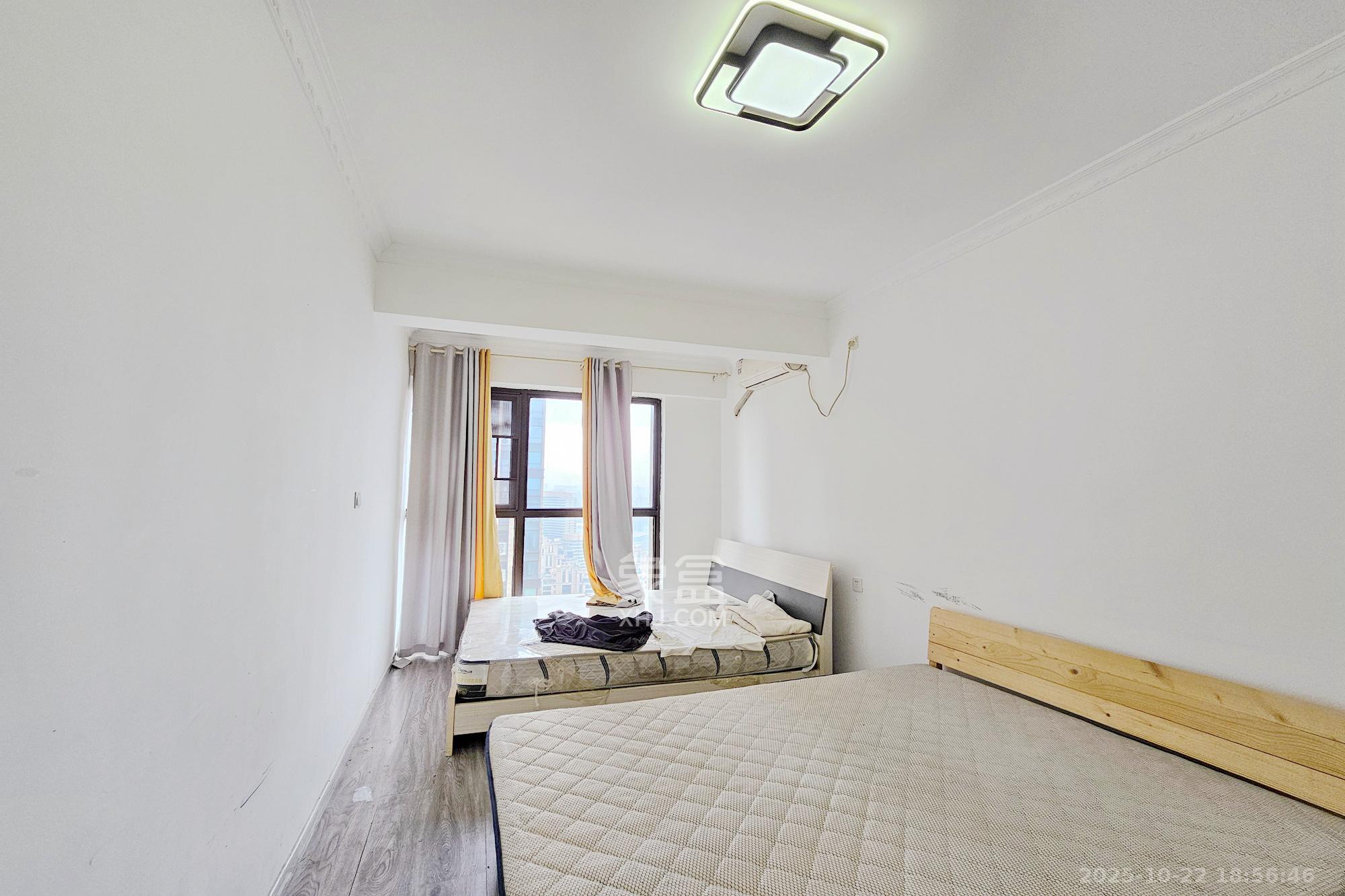 明昇壹城(明昇时代广场)二期 4室2厅2卫 172.0万 明昇壹城(明昇时代广场)二期 4室2厅2卫 172.0万卧室