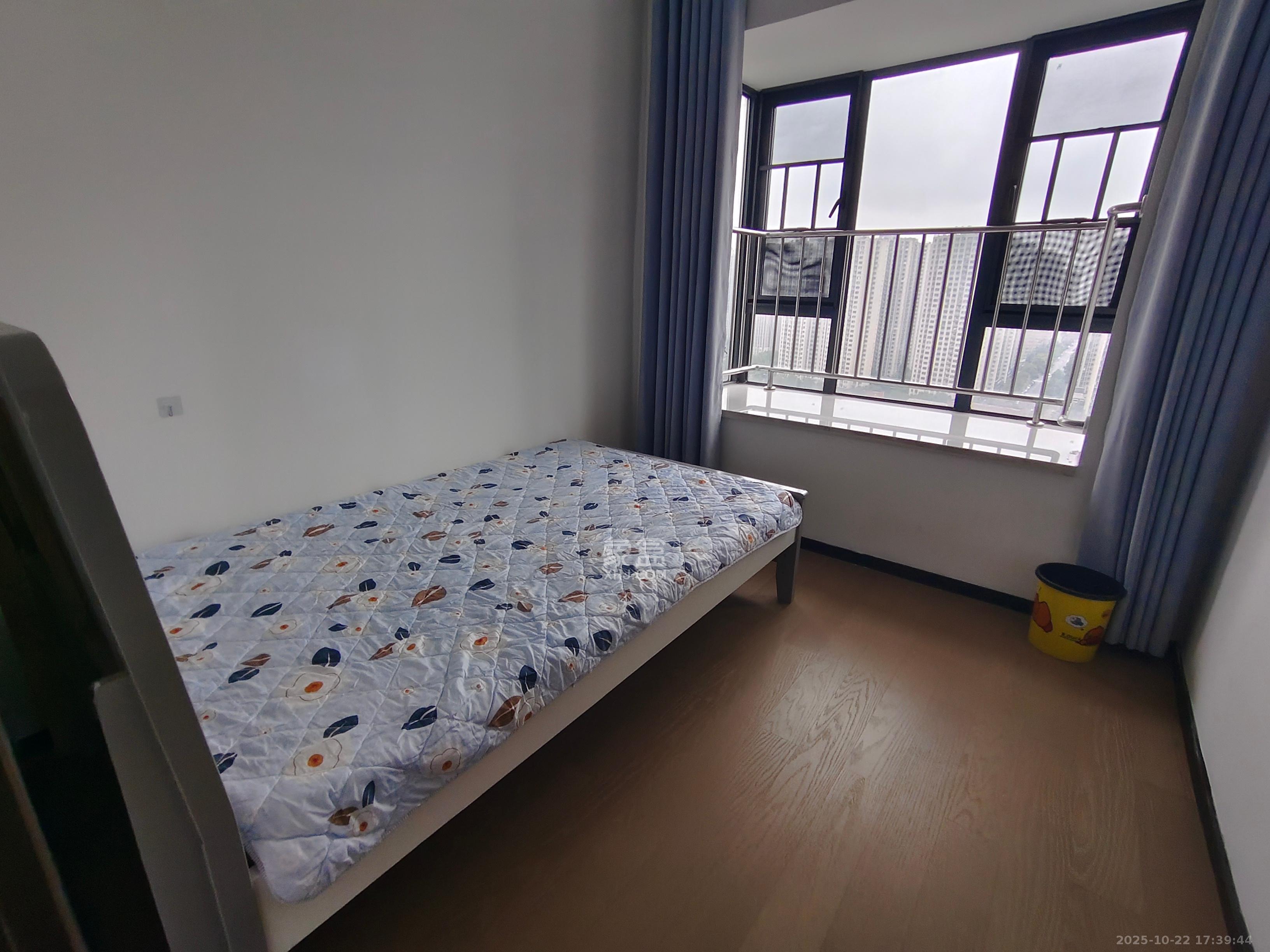 欣利梅溪左岸  4室2厅1卫    3380.0元/月室内图