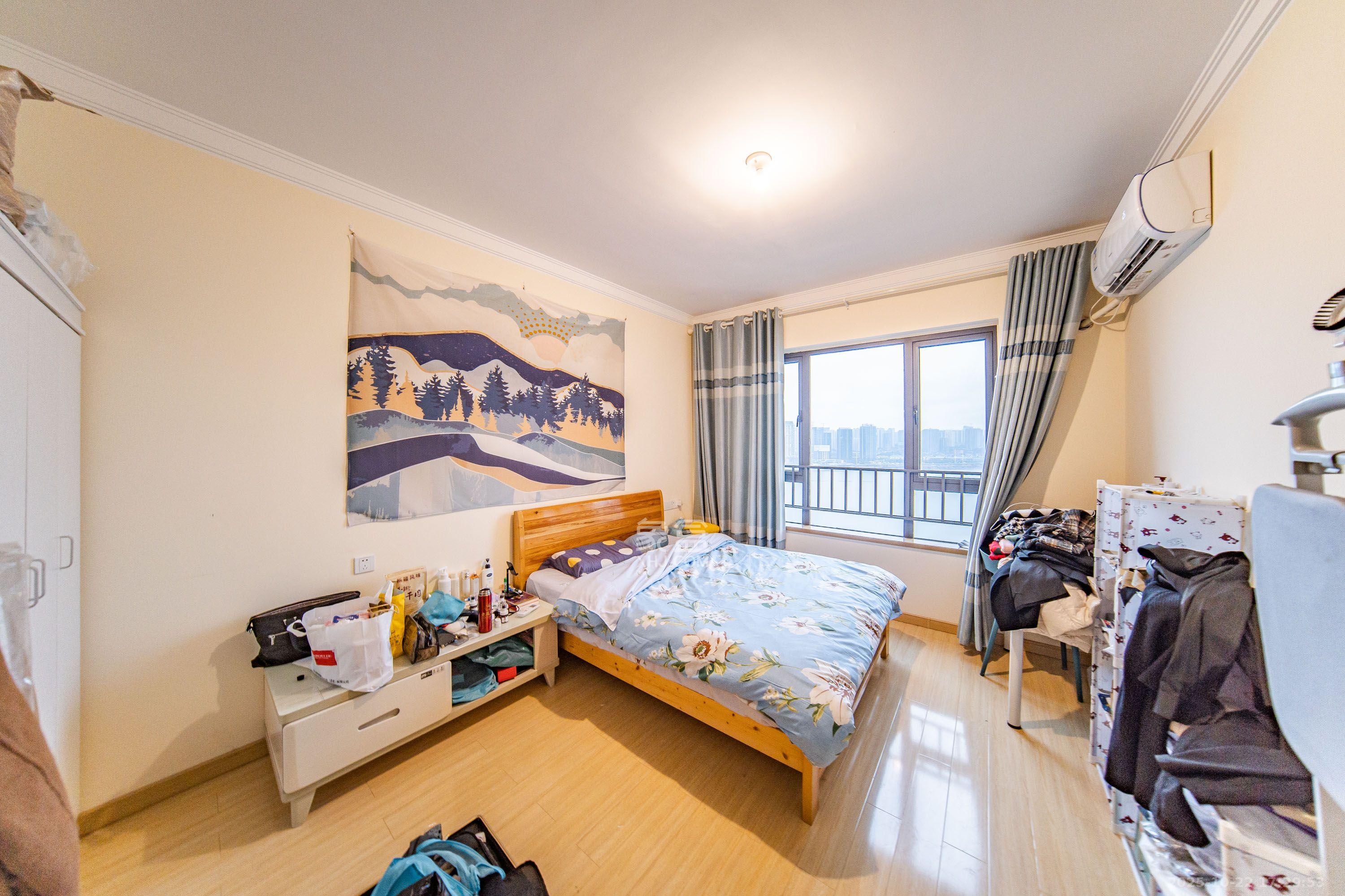 兰亭湾畔  4室2厅2卫    3200.0元/月 兰亭湾畔  4室2厅2卫    3200.0元/月室内图