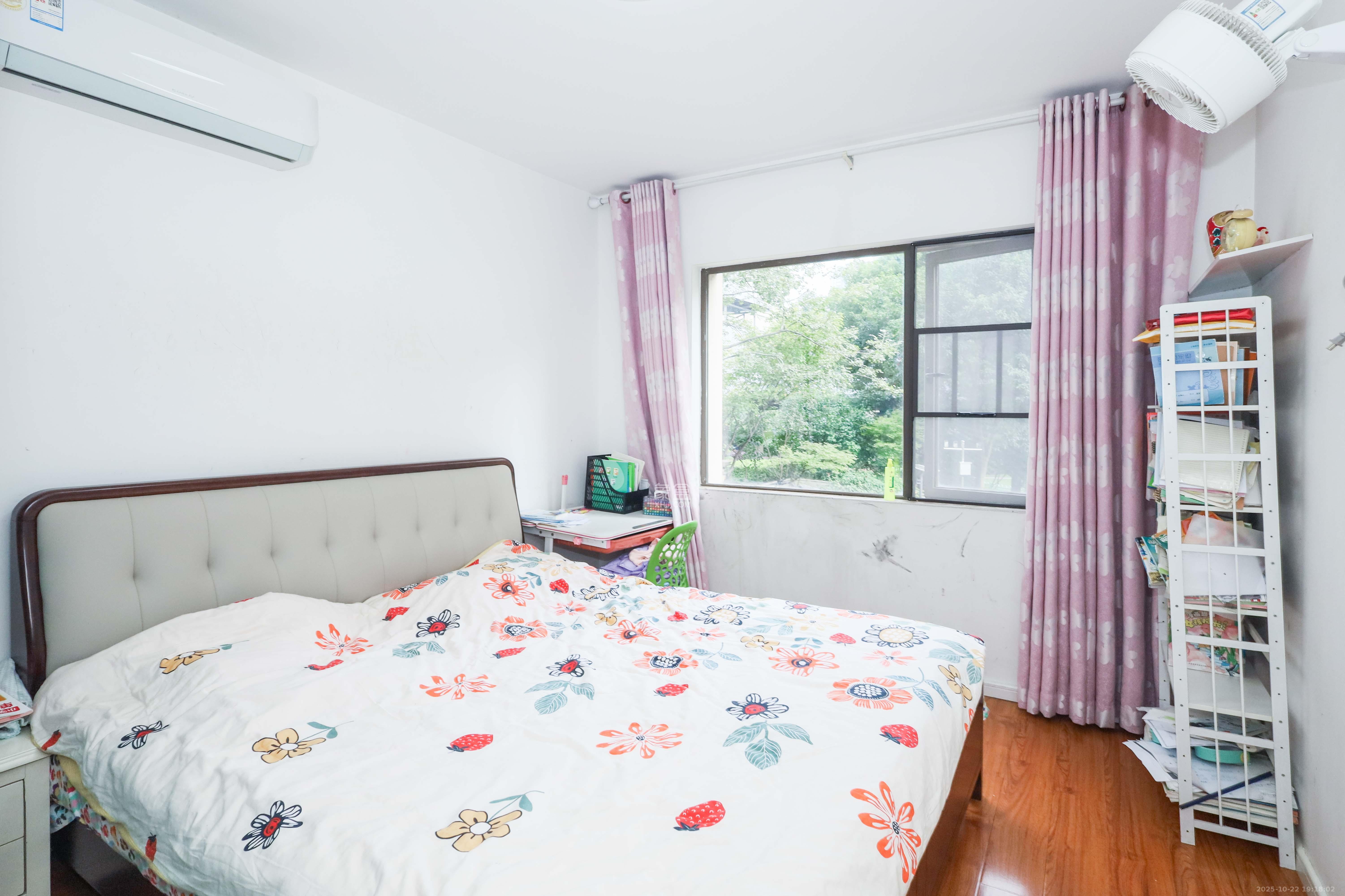 梅溪湖合能璞丽  3室2厅1卫    90.0万 梅溪湖合能璞丽  3室2厅1卫    90.0万卧室