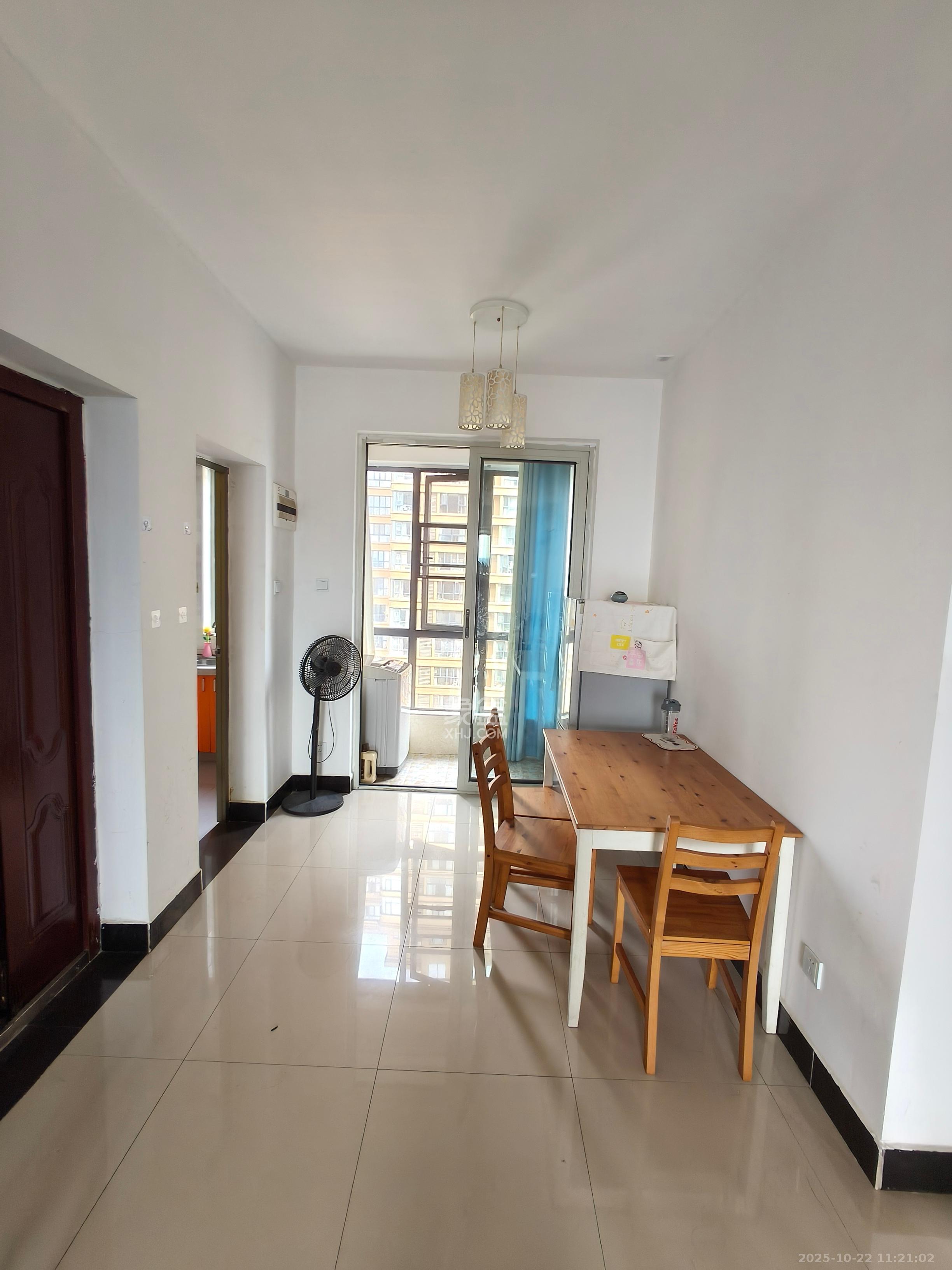 五矿万境水岸三期  2室2厅1卫    2000.0元/月室内图