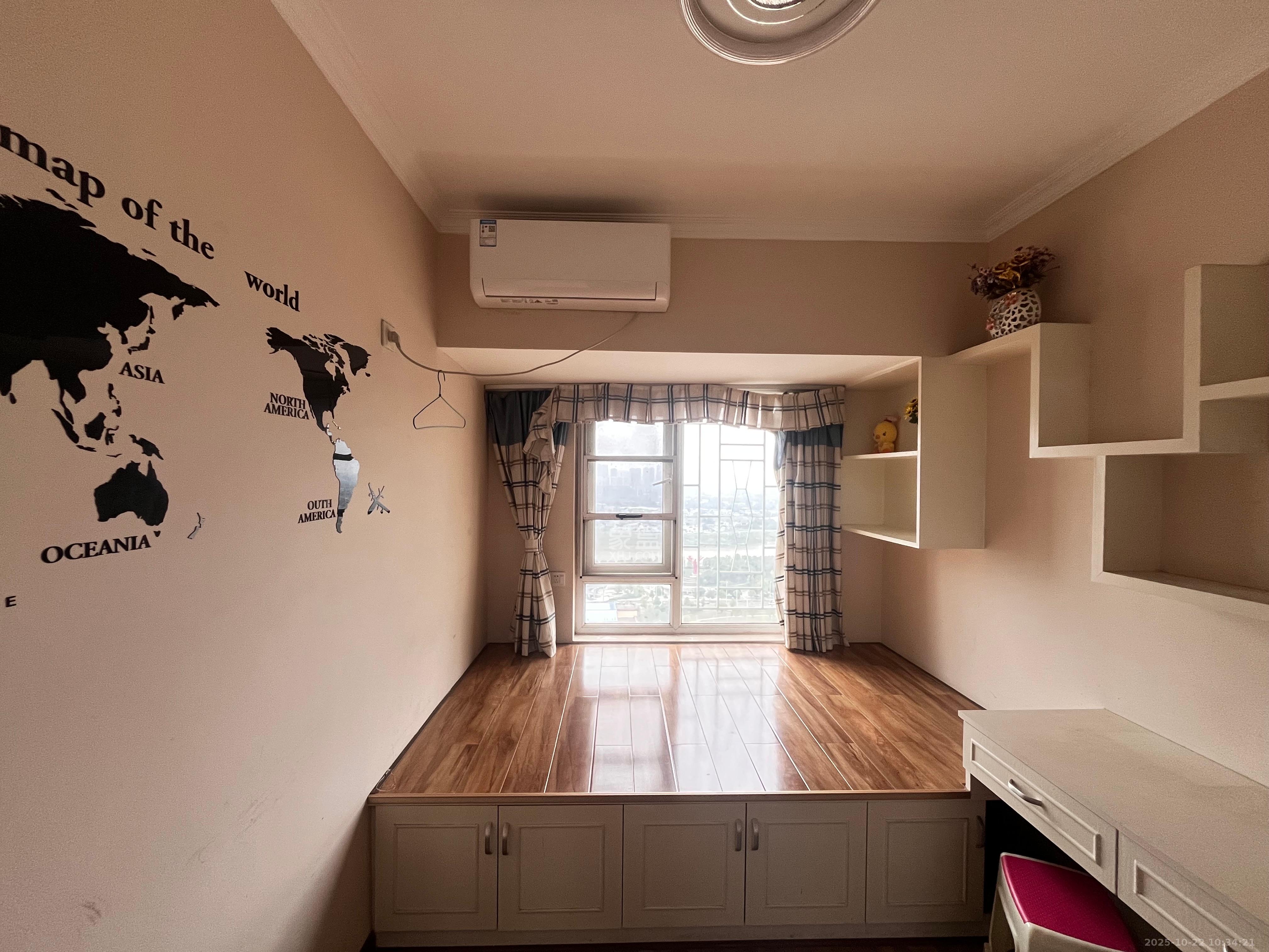 万国城(当代满庭春MOMA)三期  3室2厅2卫    2400.0元/月 万国城(当代满庭春MOMA)三期  3室2厅2卫    2400.0元/月室内图