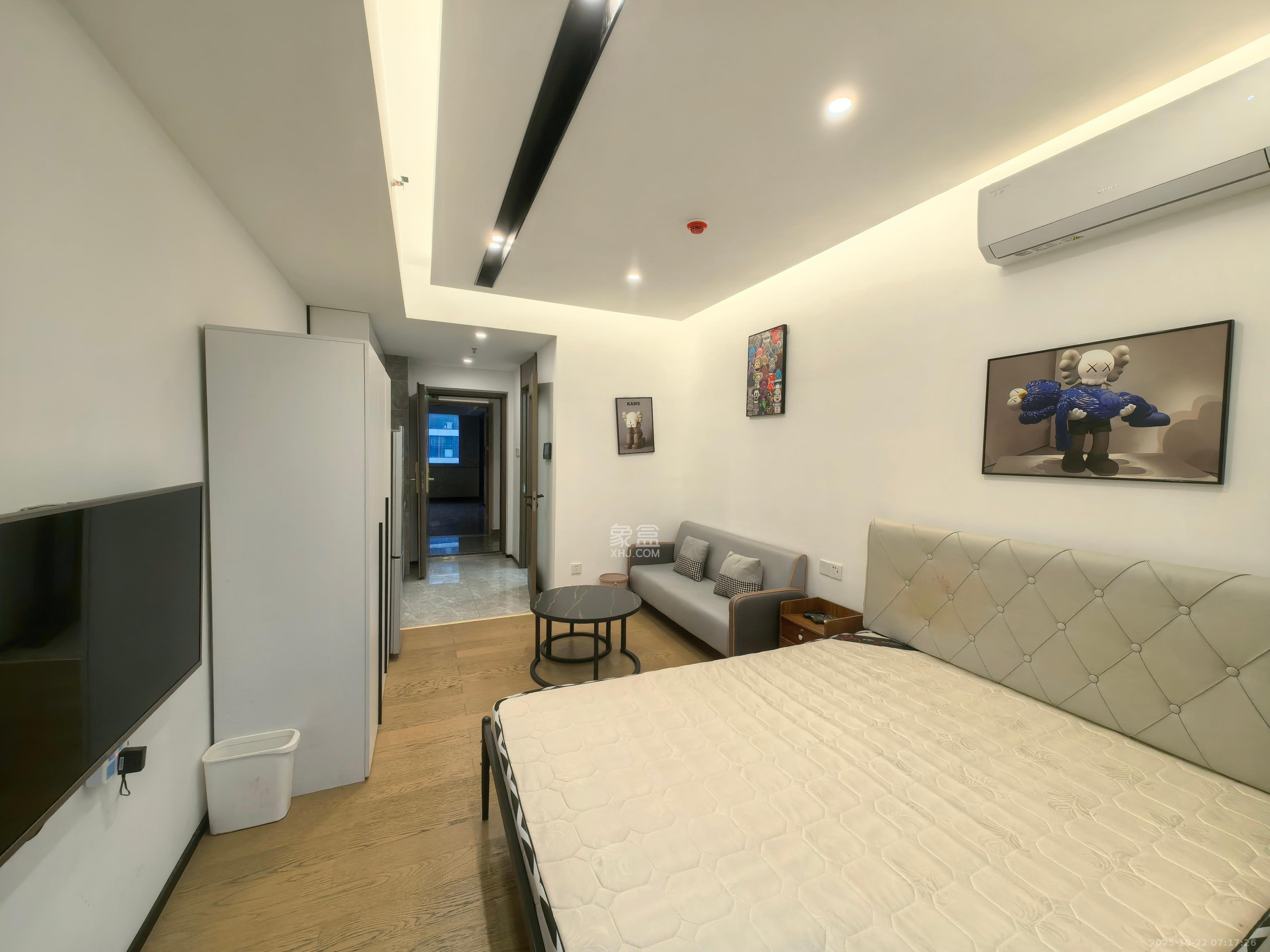 万科金色梦想D区  1室1厅1卫    1700.0元/月室内图