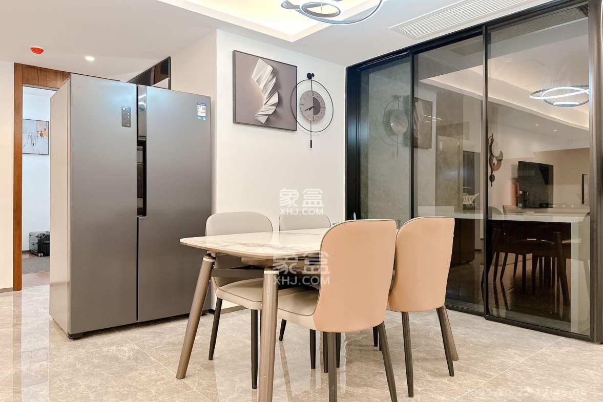 北辰瀚江府  3室2厅2卫    8000.0元/月 北辰瀚江府  3室2厅2卫    8000.0元/月室内图