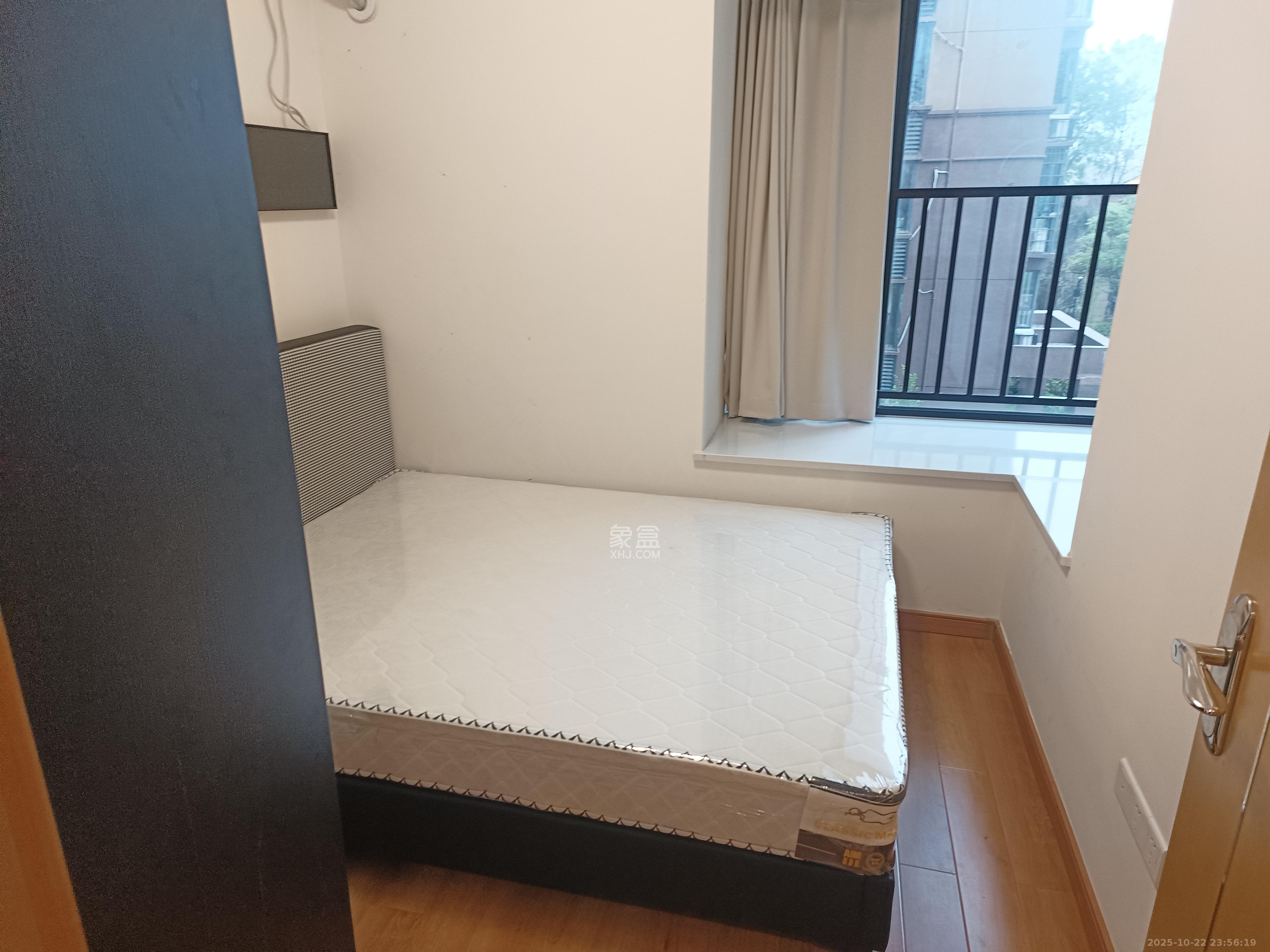 恒大国际广场  1室2厅1卫    1350.0元/月室内图