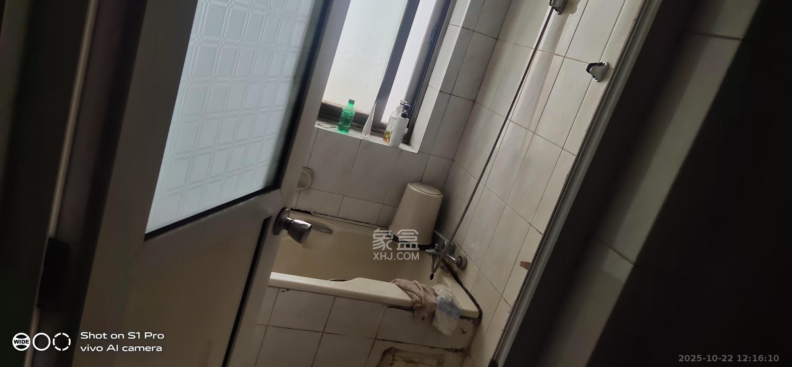 长岭烟草公司宿舍（金祥公寓）  1室0厅0卫    1800.0元/月室内图