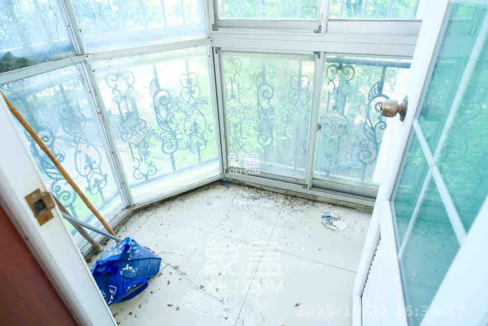 楚天家园 1室2厅2卫 2800.0元/月 楚天家园 1室2厅2卫 2800.0元/月室内图