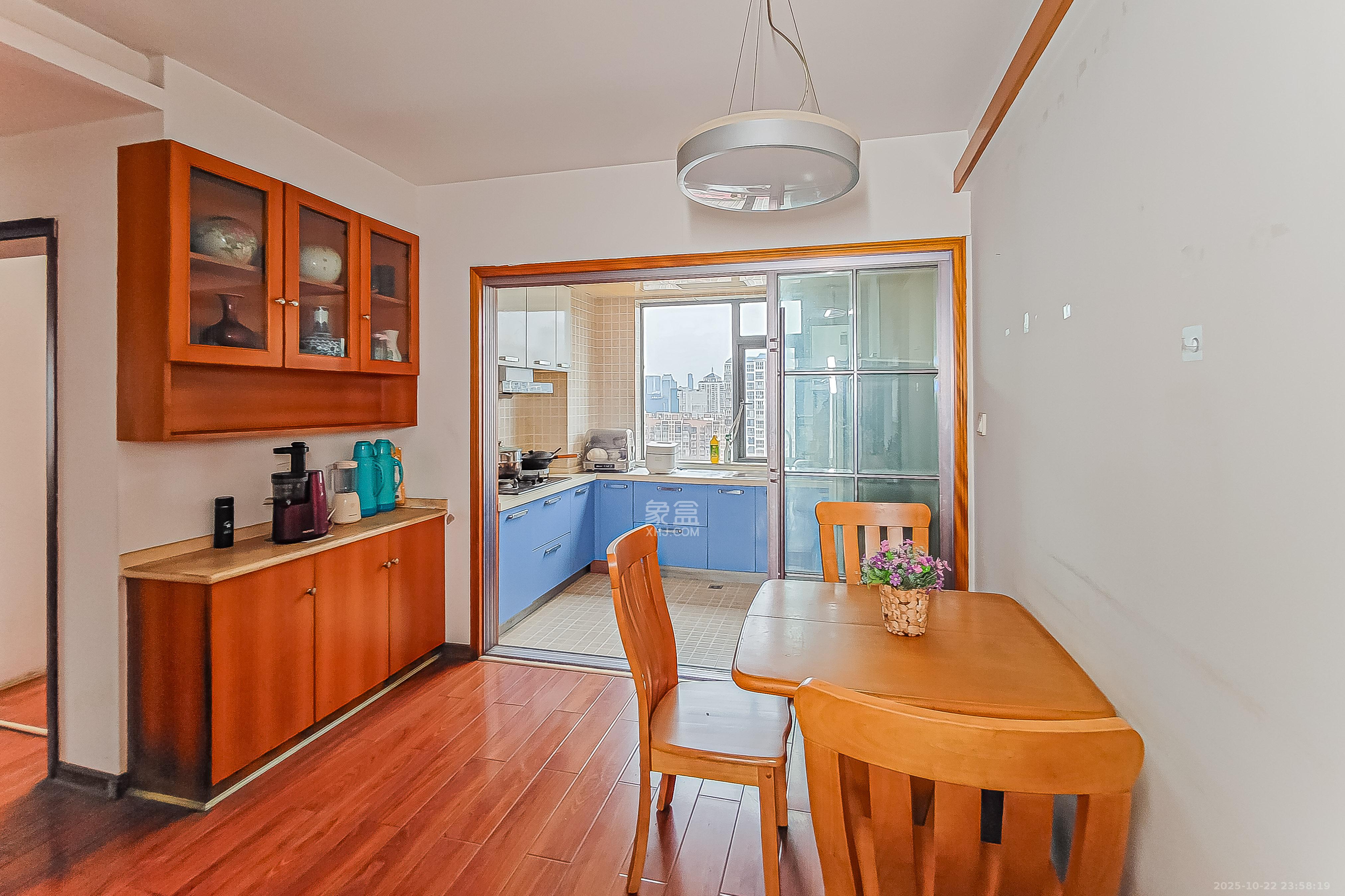 君庭金福苑  2室2厅1卫    88.0万客厅