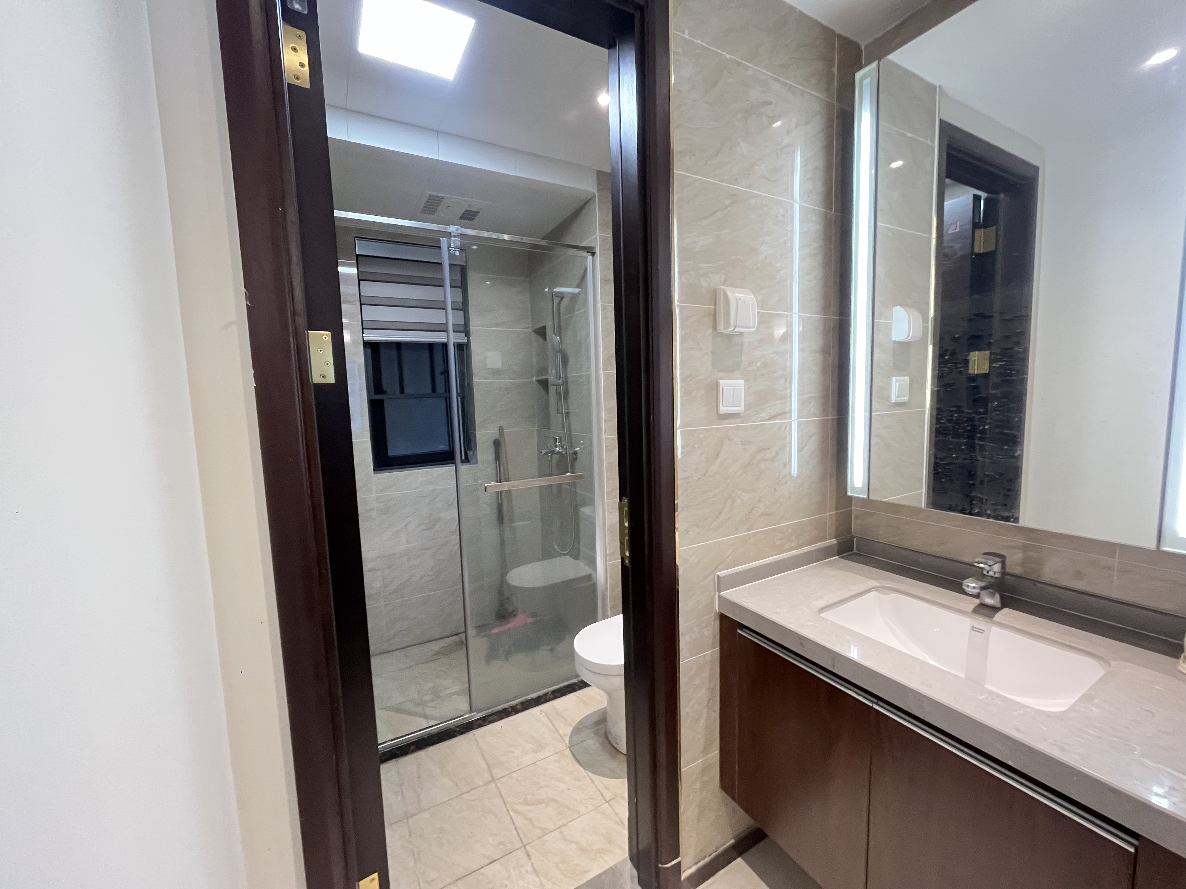 株洲恒大悦珑台  3室2厅2卫    110.0万室内图