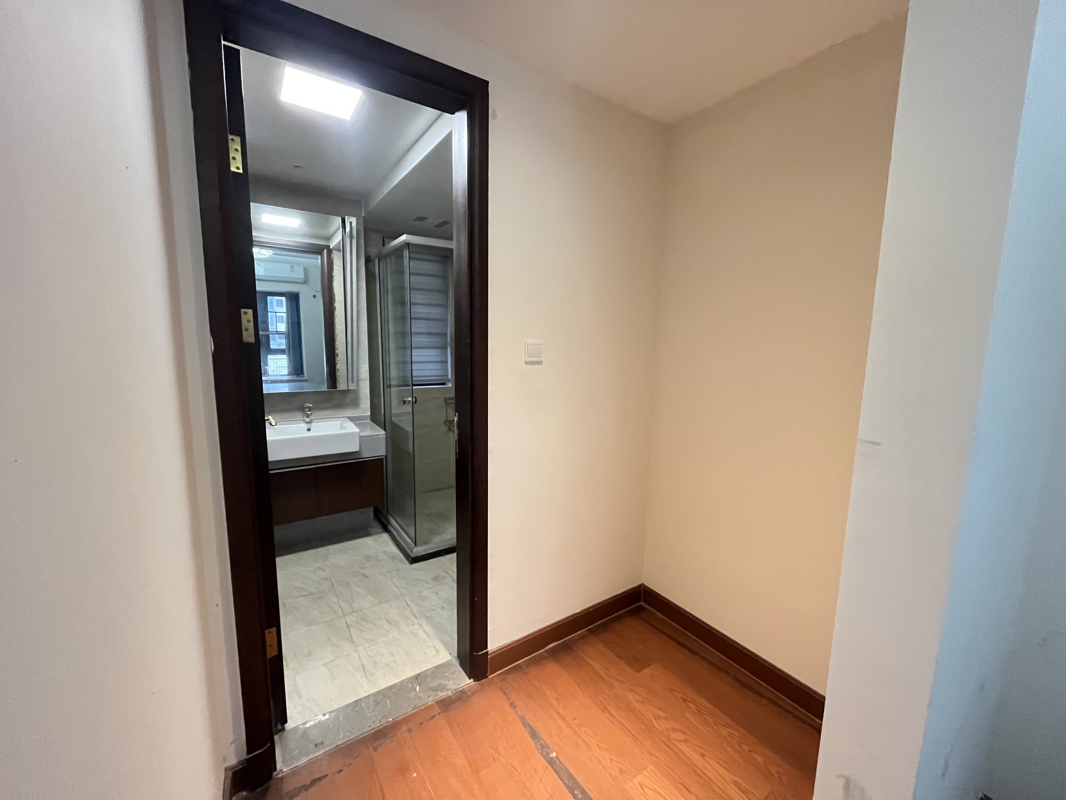 株洲恒大悦珑台  3室2厅2卫    110.0万室内图