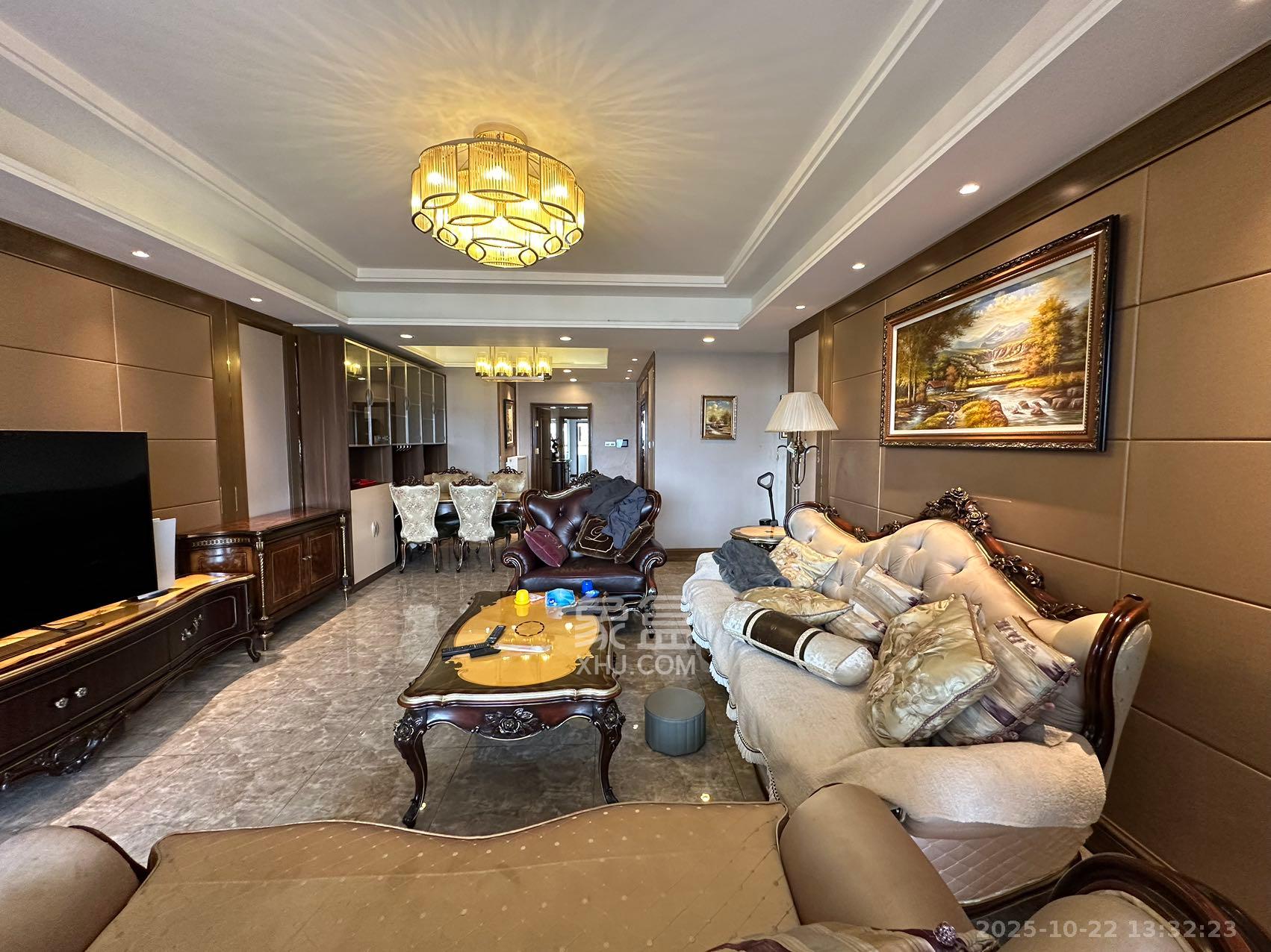 恒大御景半岛湘江苑（恒大御景半岛一期）  3室2厅2卫    7000.0元/月室内图