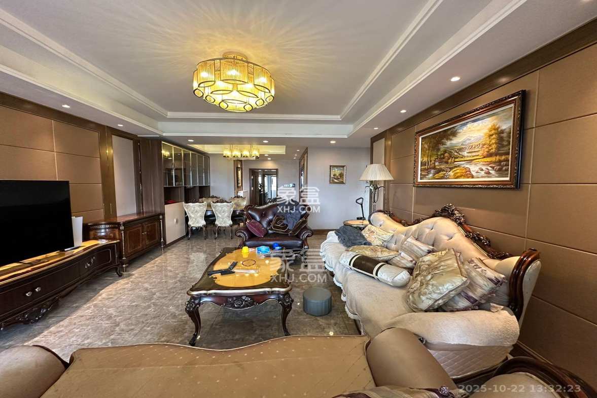 恒大御景半岛湘江苑(恒大御景半岛一期) 3室2厅2卫 7000.0元/月 恒大御景半岛湘江苑(恒大御景半岛一期) 3室2厅2卫 7000.0元/月室内图