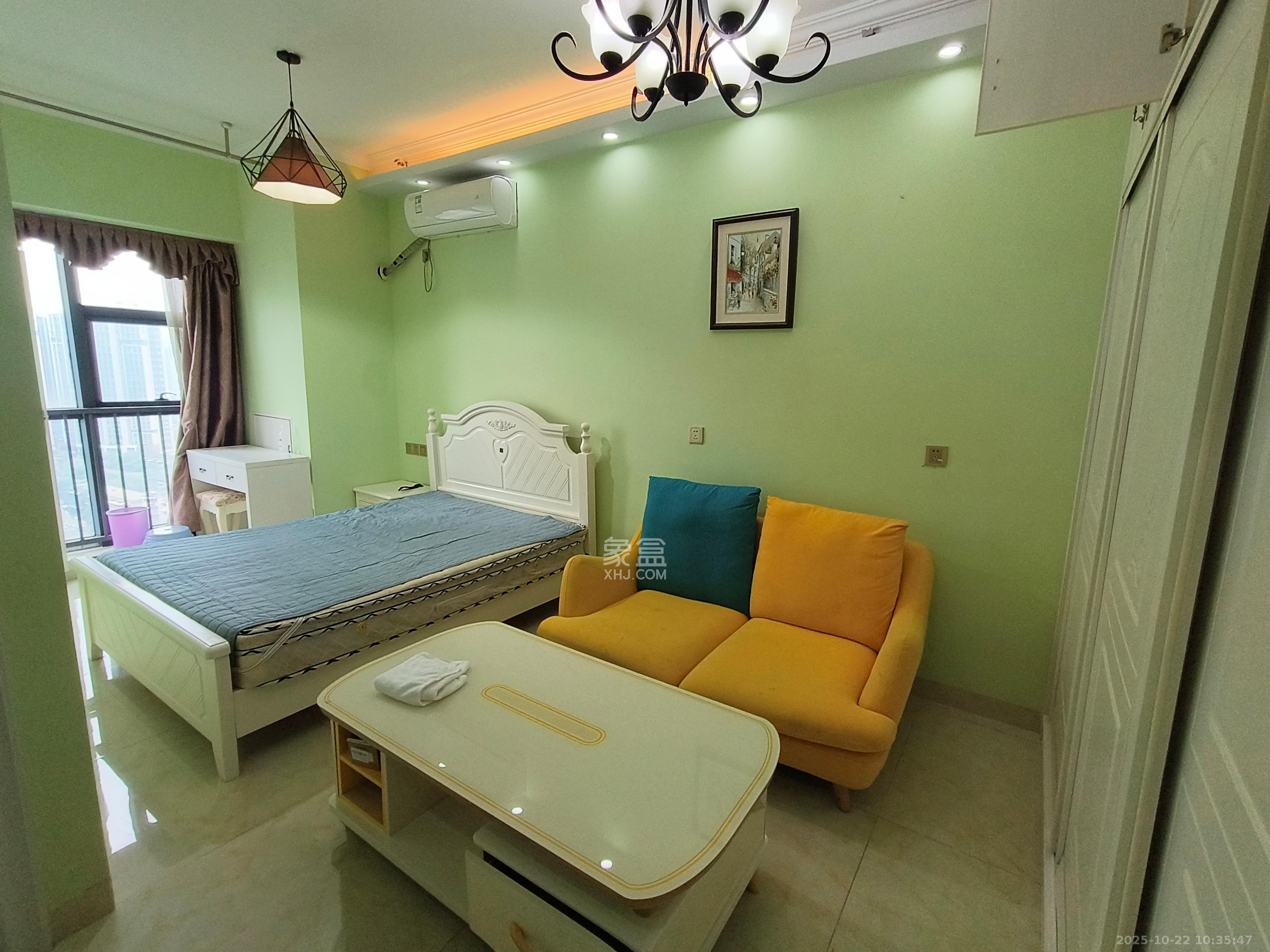 第六都（陆都小区）  1室1厅1卫    1700.0元/月