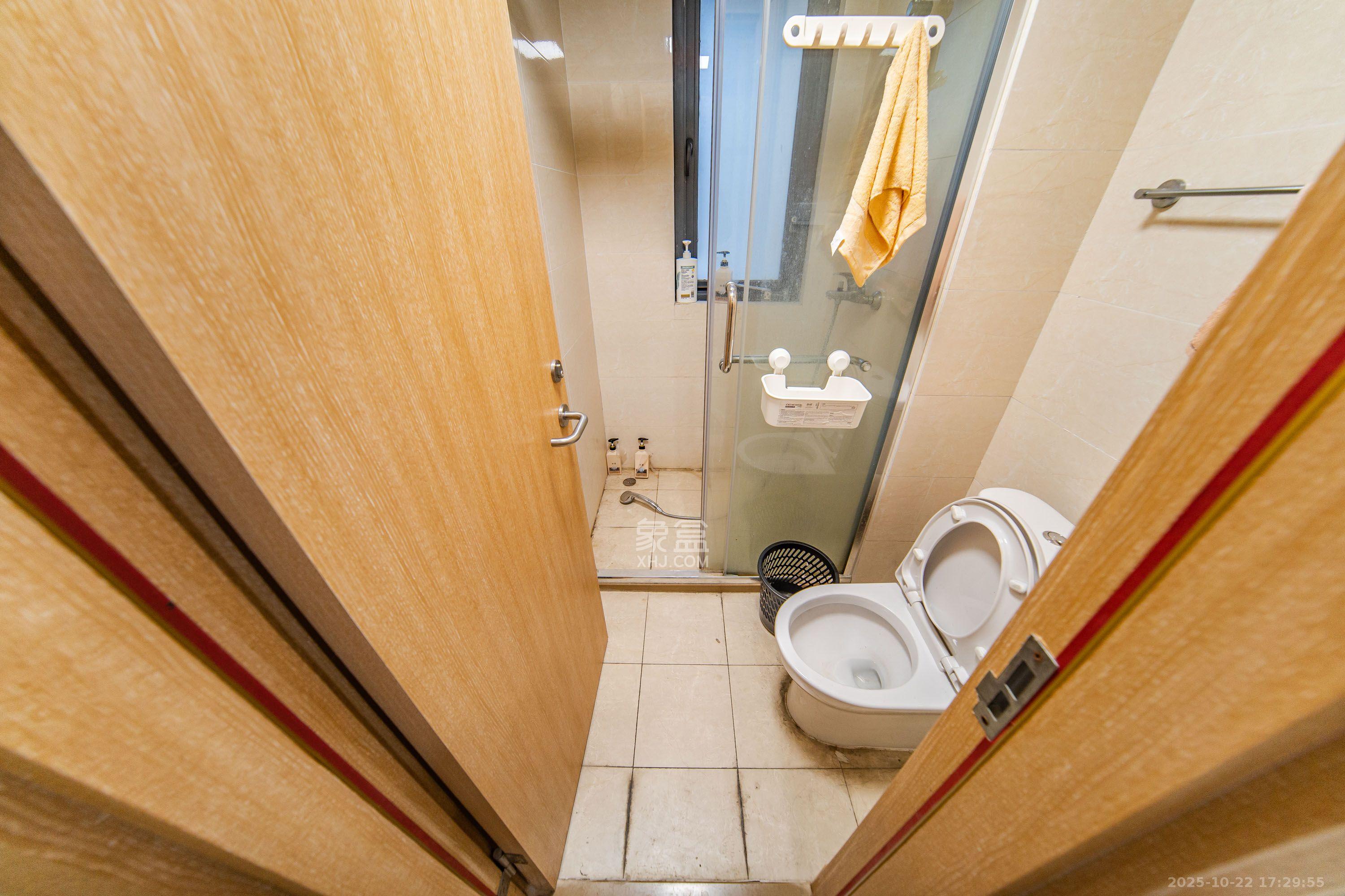 兰亭湾畔  4室2厅2卫    3200.0元/月室内图